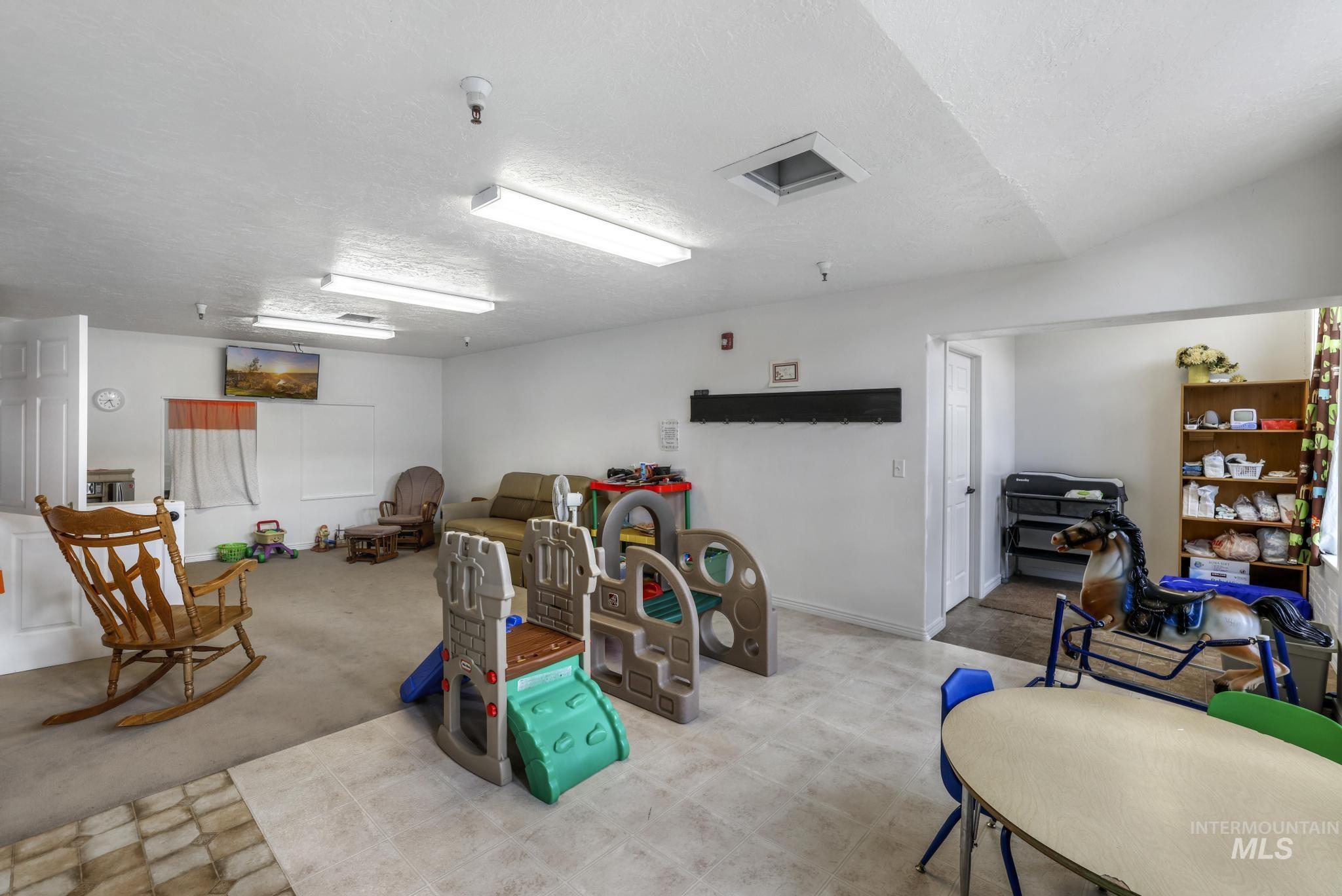204 Main Ave N, Twin Falls, Idaho 83301, 24 Rooms, Business/Commercial For Sale, Price $3,295,000, 98925358