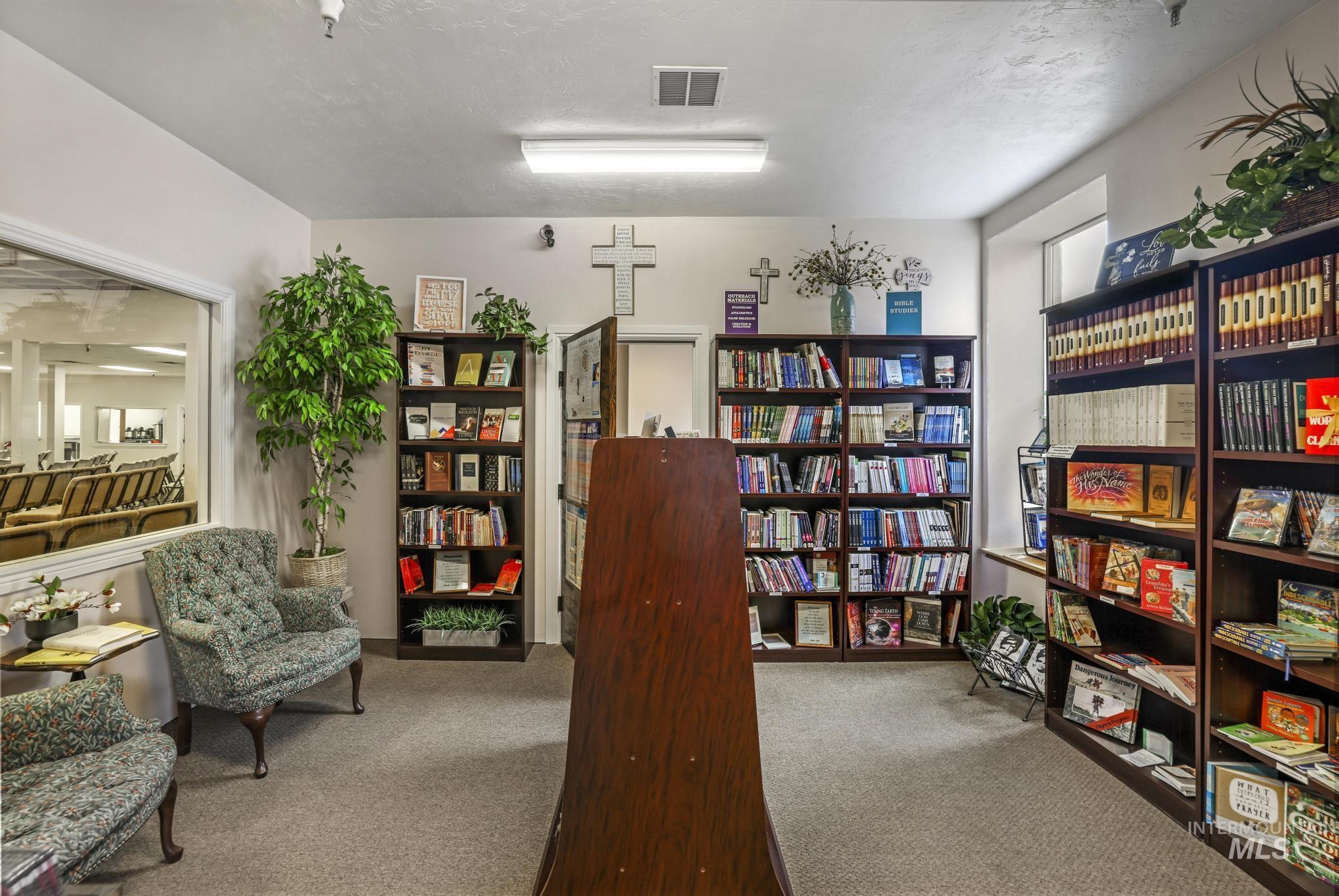 204 Main Ave N, Twin Falls, Idaho 83301, 24 Rooms, Business/Commercial For Sale, Price $3,295,000, 98925358