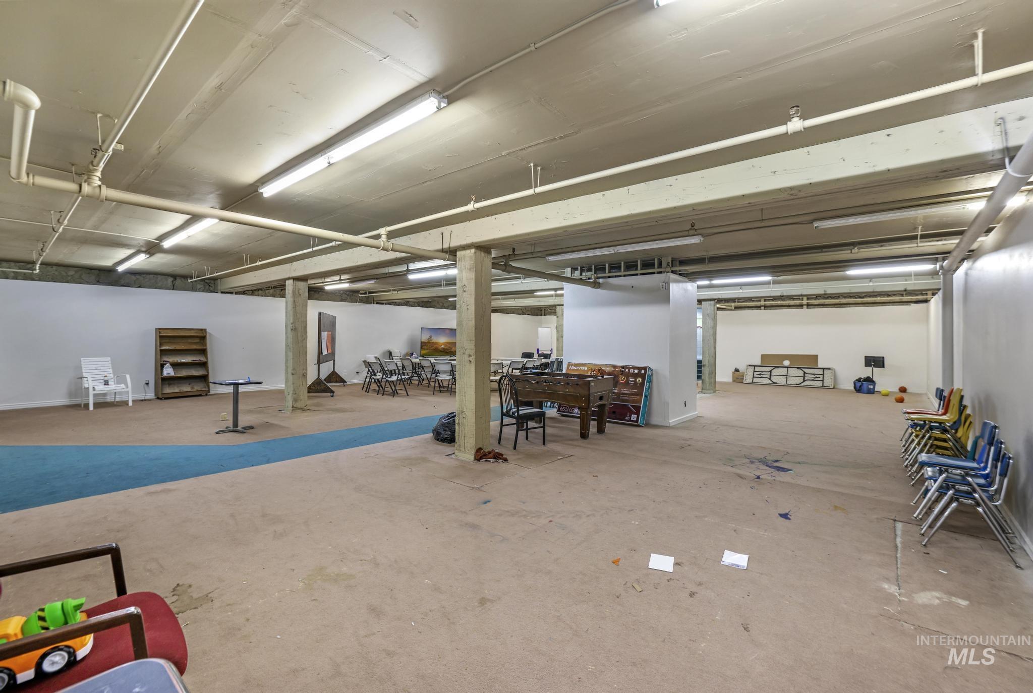204 Main Ave N, Twin Falls, Idaho 83301, 24 Rooms, Business/Commercial For Sale, Price $3,295,000, 98925358