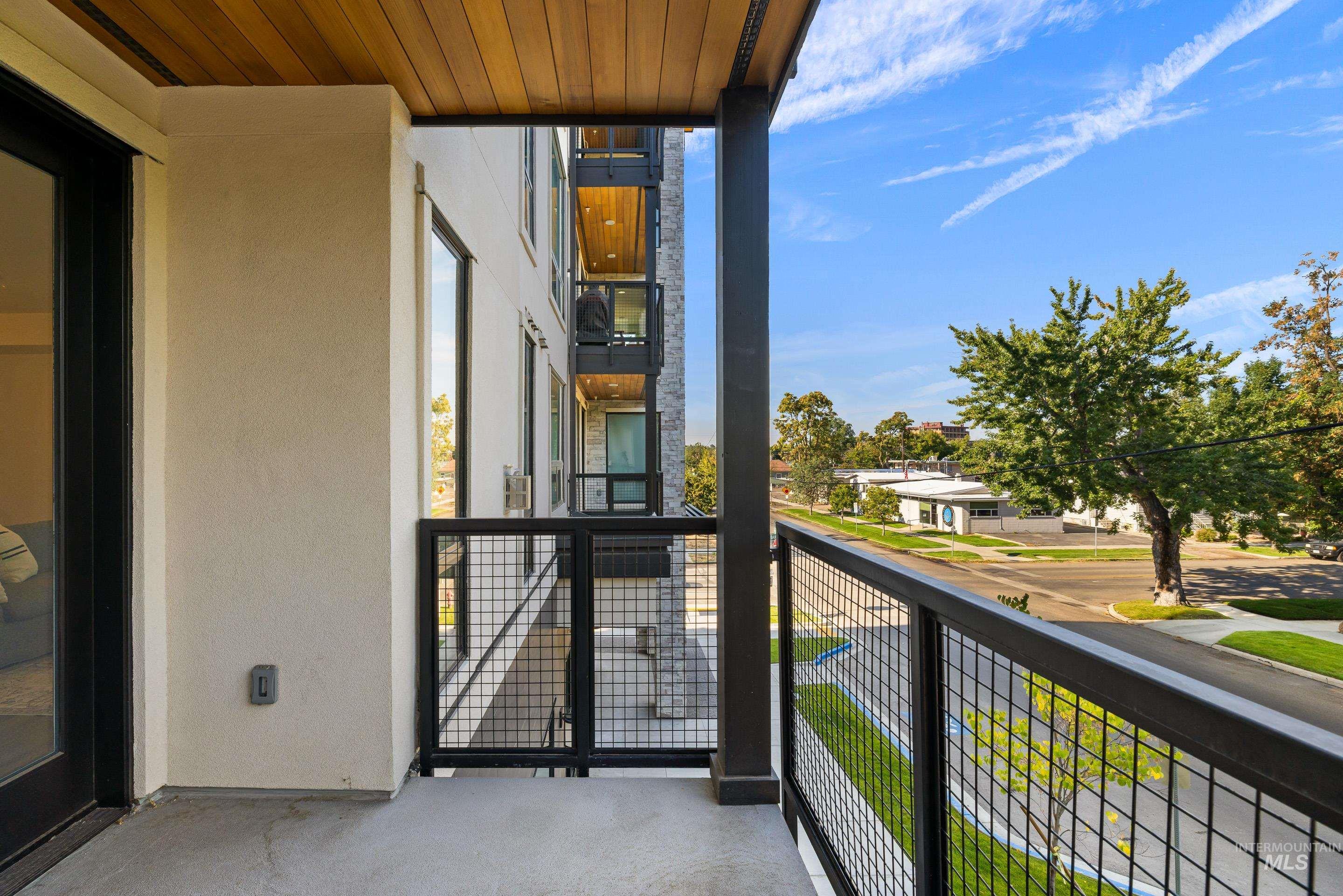 1620 W Bannock St, Boise, Idaho 83702, 1 Bedroom, 1 Bathroom, Residential For Sale, Price $549,900, 98925364