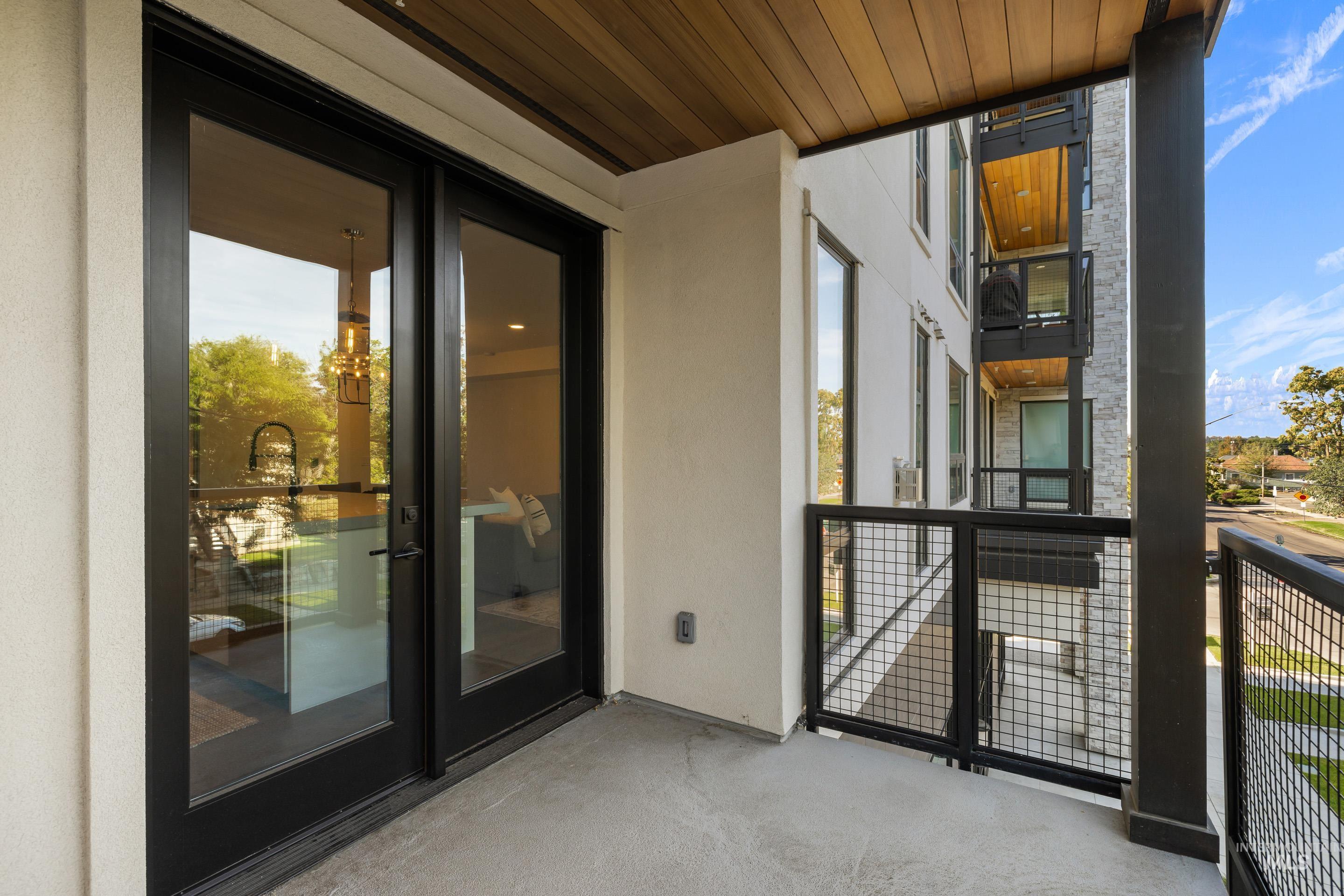 1620 W Bannock St, Boise, Idaho 83702, 1 Bedroom, 1 Bathroom, Residential For Sale, Price $549,900, 98925364