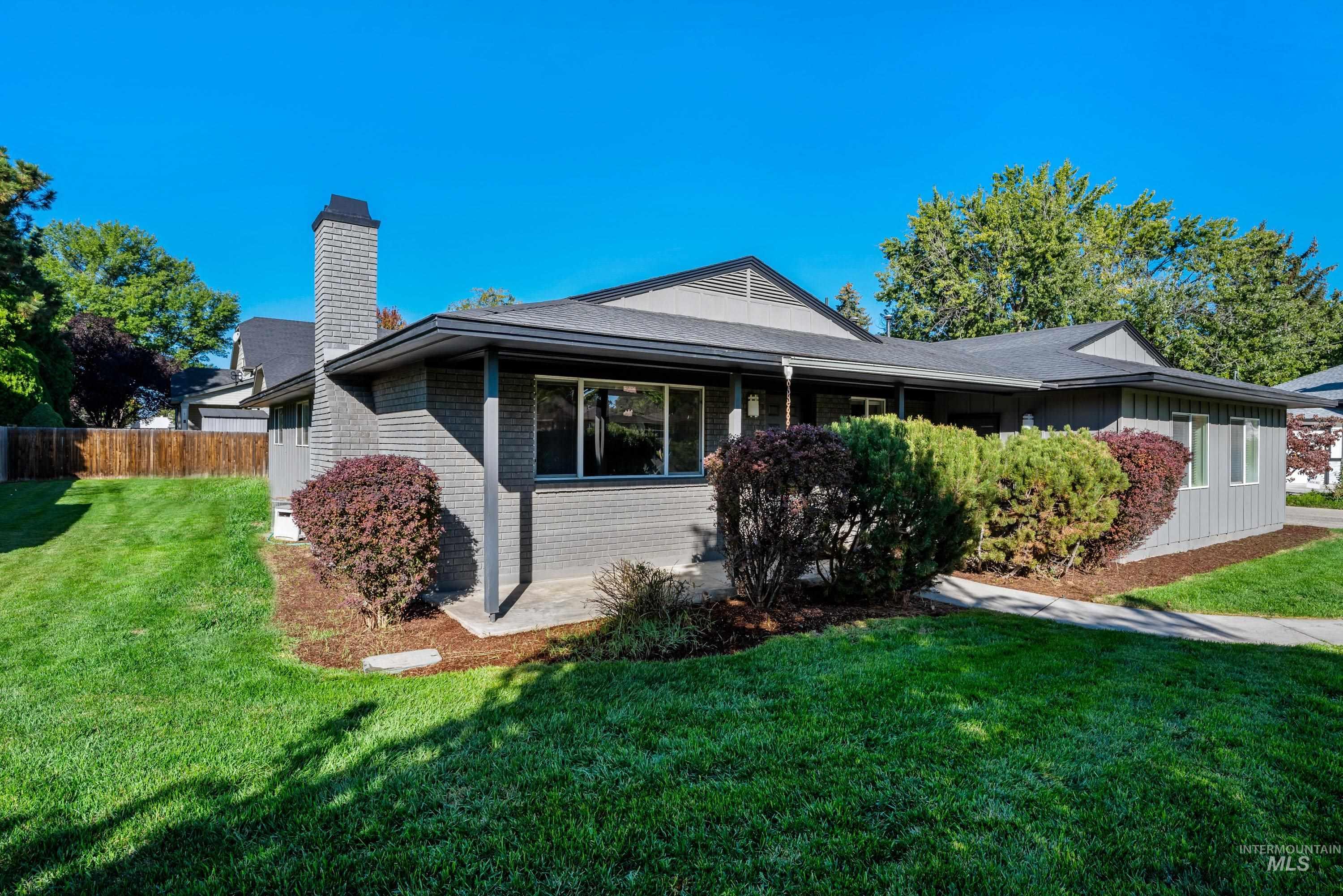 3317 N Acre Lane, Boise, Idaho 83704, 4 Bedrooms, 2 Bathrooms, Residential For Sale, Price $489,900, 98925366