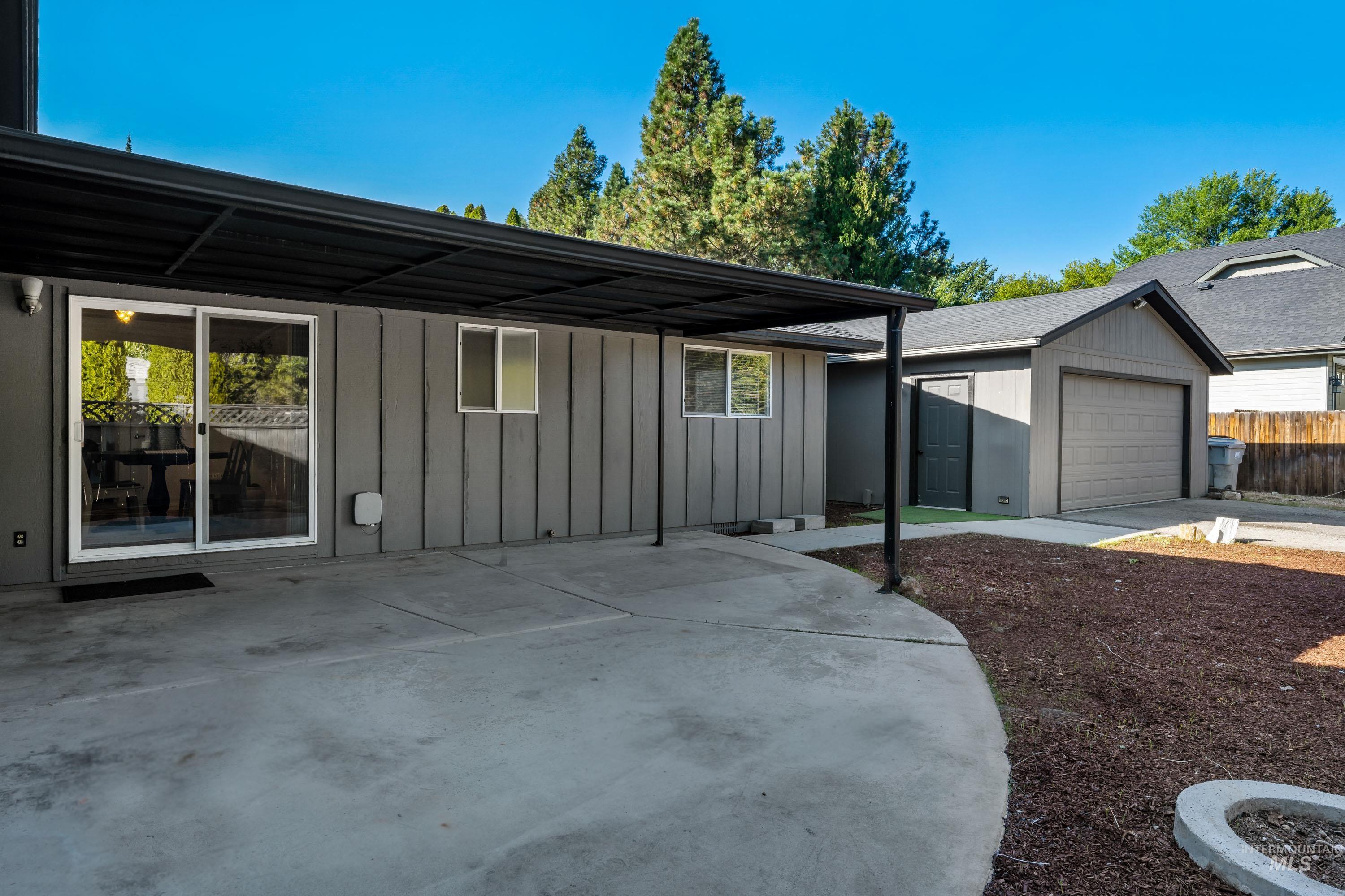 3317 N Acre Lane, Boise, Idaho 83704, 4 Bedrooms, 2 Bathrooms, Residential For Sale, Price $489,900, 98925366