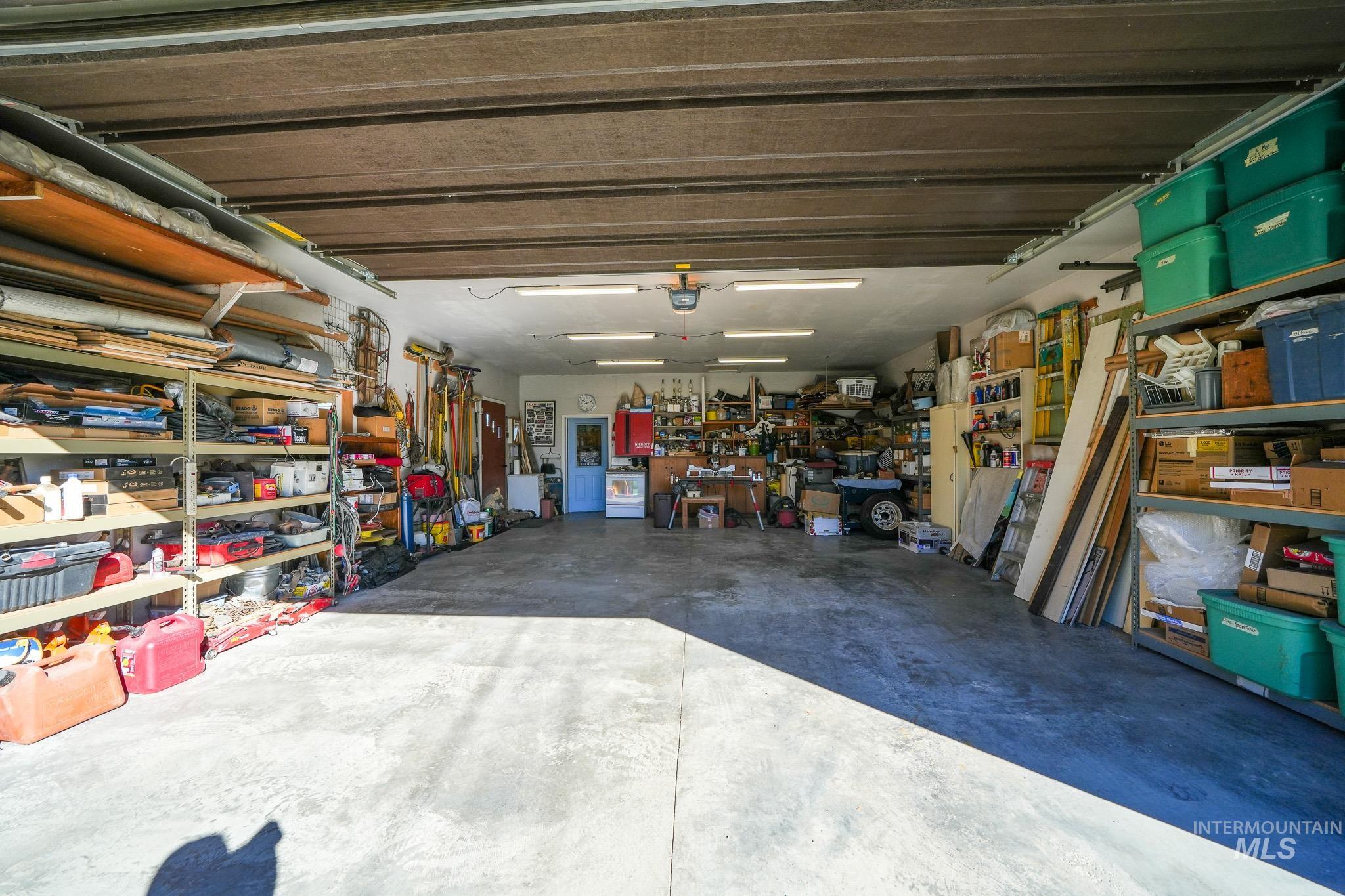302 Spalding, Winchester, Idaho 83555, 2 Bedrooms, 1 Bathroom, Residential For Sale, Price $325,000, 98925370