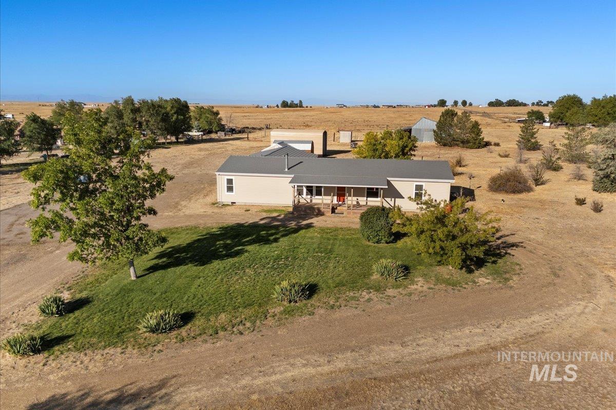 4473 Hwy 51, Mountain Home, Idaho 83647, 3 Bedrooms, 2 Bathrooms, Residential For Sale, Price $439,900, 98925372