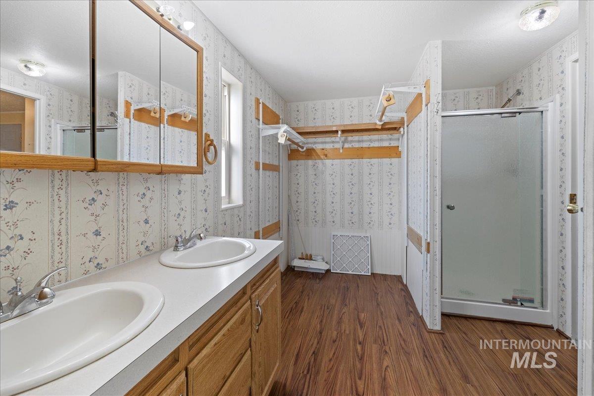 4473 Hwy 51, Mountain Home, Idaho 83647, 3 Bedrooms, 2 Bathrooms, Residential For Sale, Price $439,900, 98925372