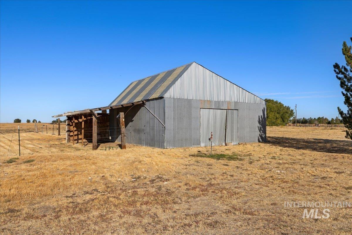 4473 Hwy 51, Mountain Home, Idaho 83647, 3 Bedrooms, 2 Bathrooms, Residential For Sale, Price $439,900, 98925372