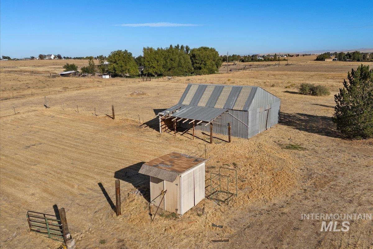 4473 Hwy 51, Mountain Home, Idaho 83647, 3 Bedrooms, 2 Bathrooms, Residential For Sale, Price $439,900, 98925372