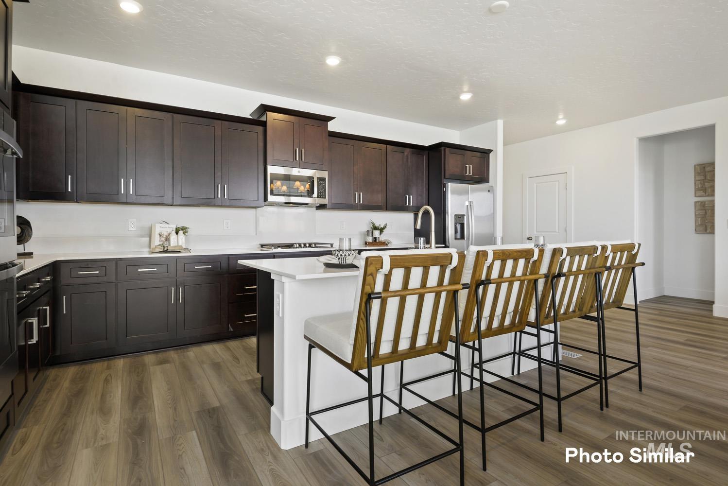 15291 Nimbus Way, Caldwell, Idaho 83607, 5 Bedrooms, 3.5 Bathrooms, Residential For Sale, Price $584,720, 98925381