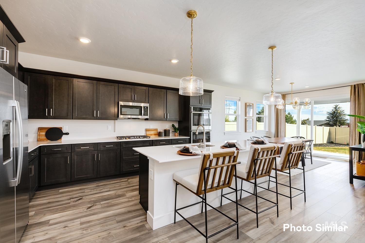 15218 Nimbus Way, Caldwell, Idaho 83607, 3 Bedrooms, 2 Bathrooms, Residential For Sale, Price $556,480, 98925382