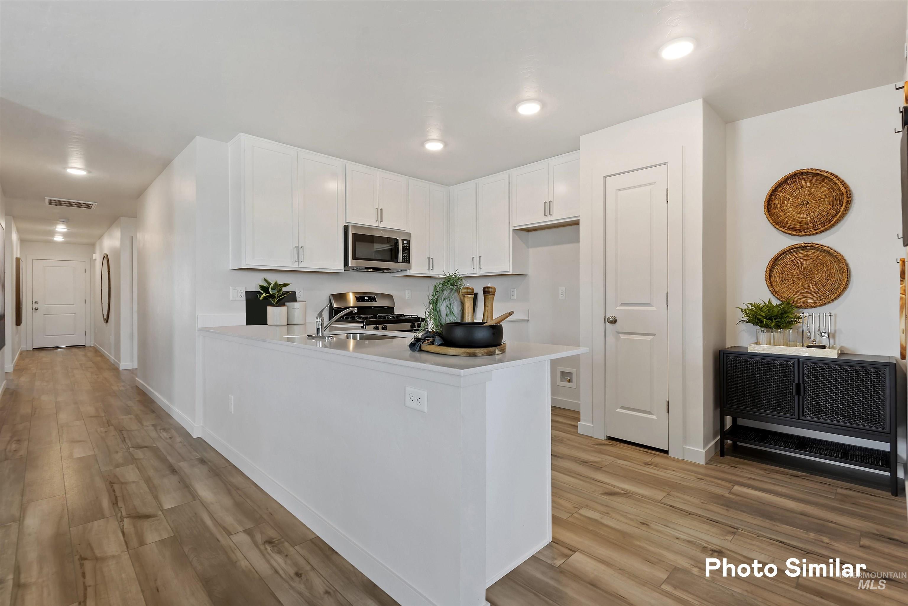 18281 N Evening Rose Ave, Nampa, Idaho 83687, 4 Bedrooms, 2 Bathrooms, Residential For Sale, Price $407,000, 98925395