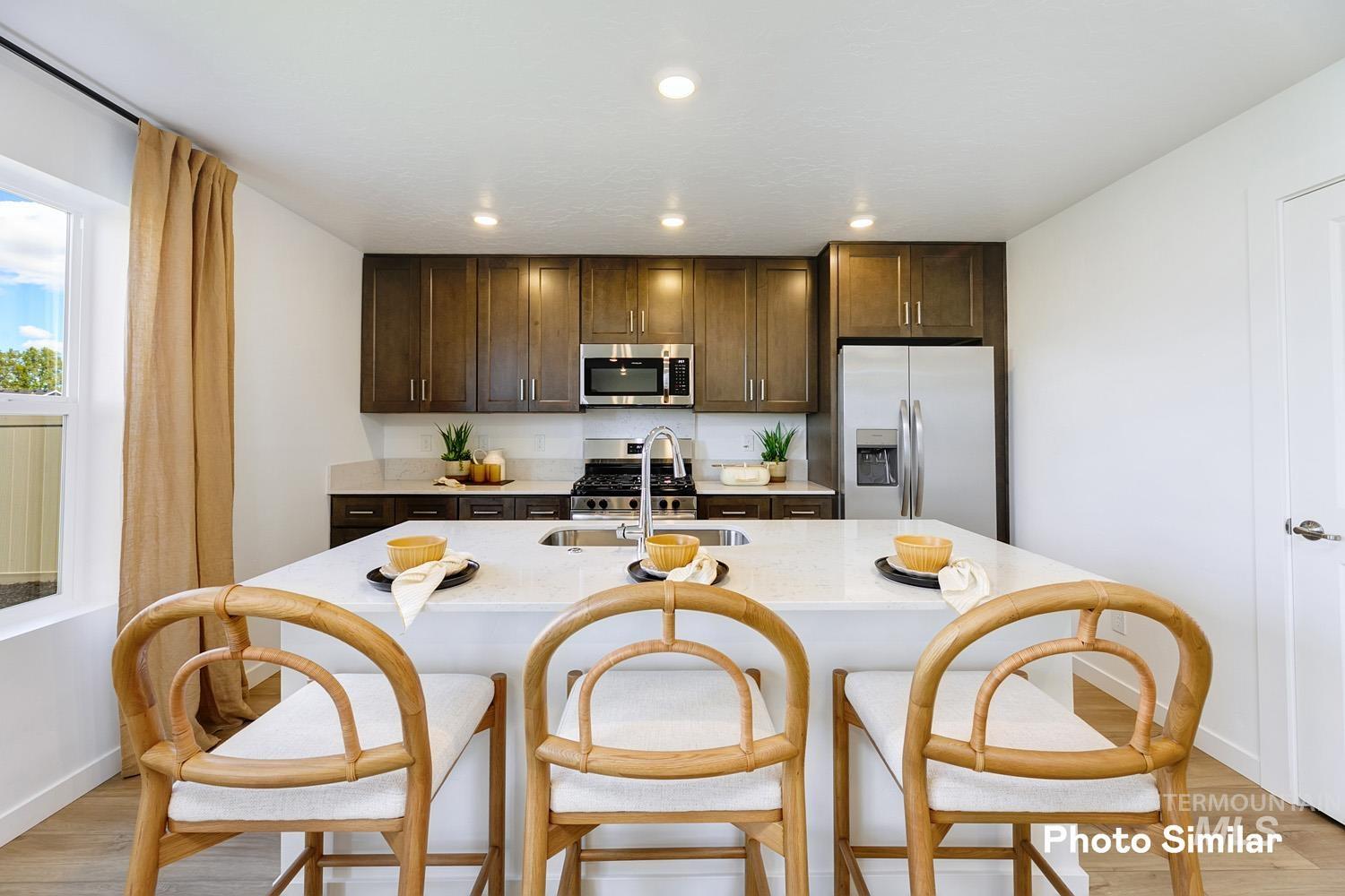 18269 N Evening Rose Ave, Nampa, Idaho 83687, 4 Bedrooms, 3 Bathrooms, Residential For Sale, Price $463,480, 98925397