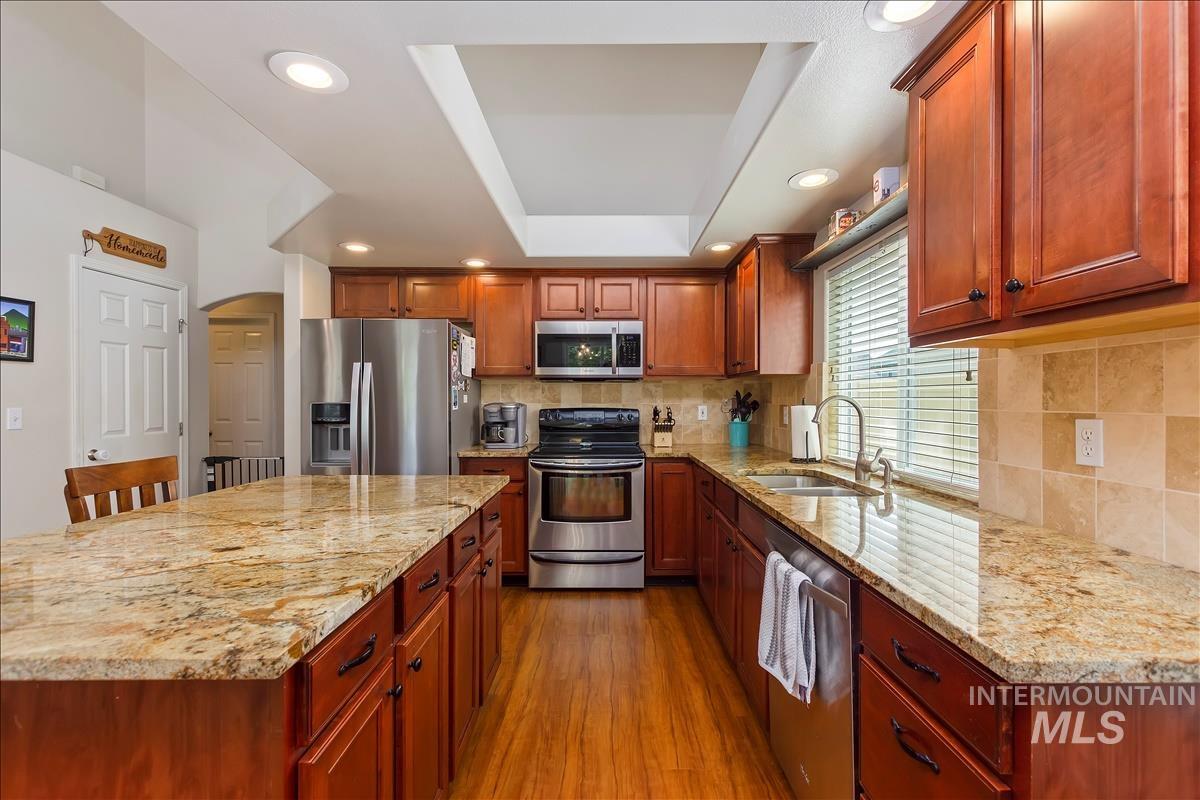 3663 S Ascaino Ave, Meridian, Idaho 83642, 4 Bedrooms, 2.5 Bathrooms, Residential For Sale, Price $454,900, 98925401
