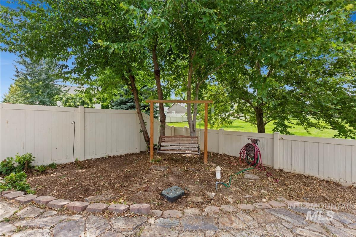 3663 S Ascaino Ave, Meridian, Idaho 83642, 4 Bedrooms, 2.5 Bathrooms, Residential For Sale, Price $454,900, 98925401