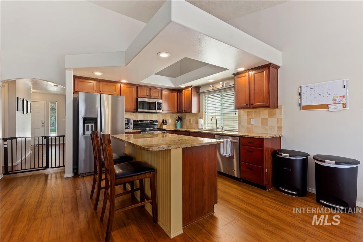 3663 S Ascaino Ave, Meridian, Idaho 83642, 4 Bedrooms, 2.5 Bathrooms, Residential For Sale, Price $454,900, 98925401