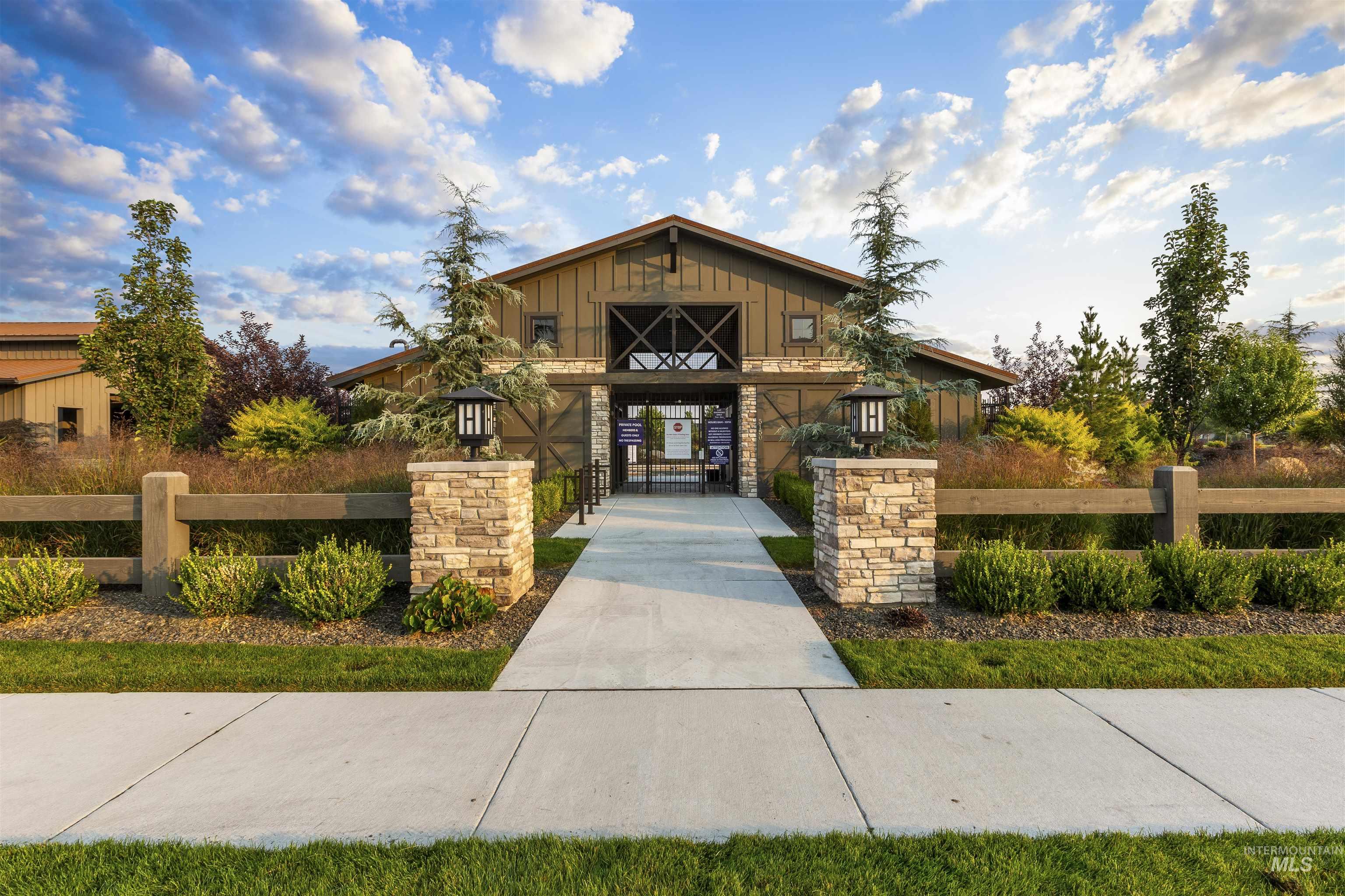 5053 W Estuary St, Eagle, Idaho 83616, 3 Bedrooms, 2.5 Bathrooms, Residential For Sale, Price $999,777, 98925402