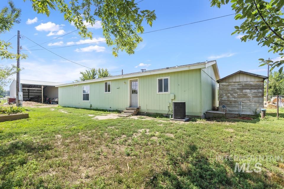 6980 Whitley Dr., Fruitland, Idaho 83619, 3 Bedrooms, 2 Bathrooms, Residential For Sale, Price $375,000, 98925406