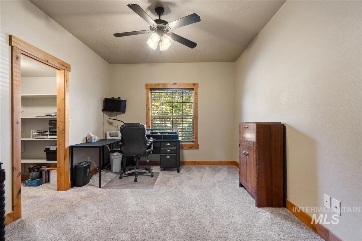 857 E Yucca Canyon St, Meridian, Idaho 83646, 4 Bedrooms, 3 Bathrooms, Residential For Sale, Price $799,000, 98925407