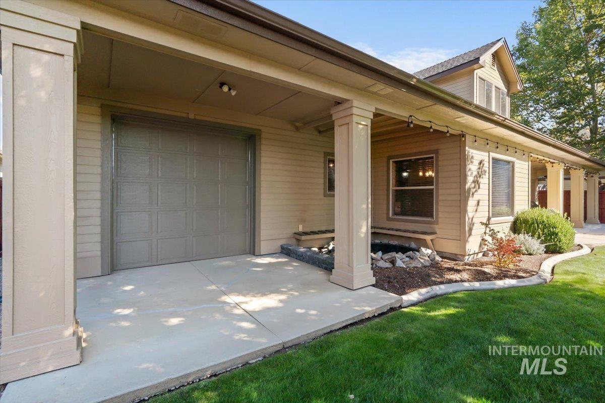 857 E Yucca Canyon St, Meridian, Idaho 83646, 4 Bedrooms, 3 Bathrooms, Residential For Sale, Price $799,000, 98925407