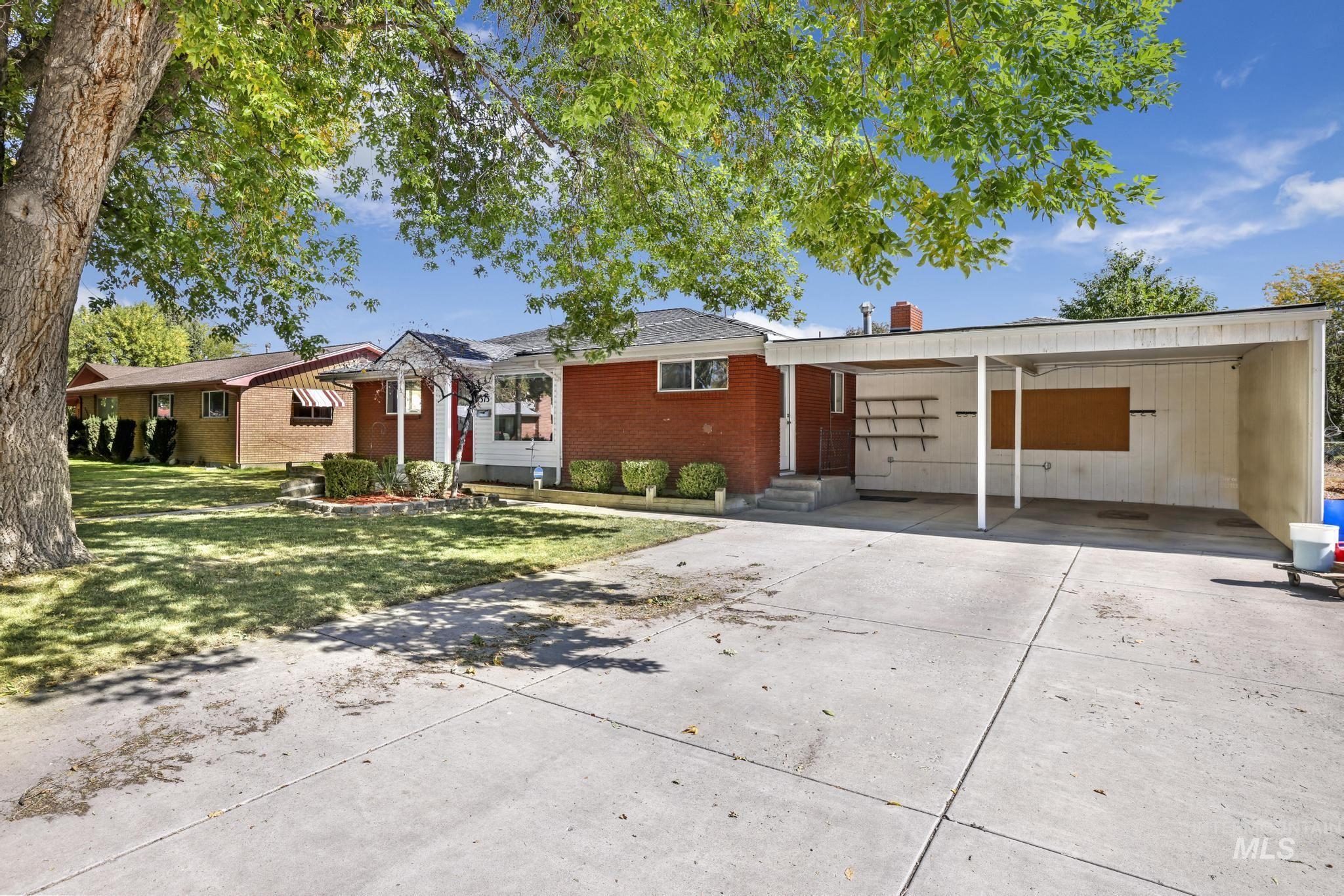 2313 Conant Dr, Burley, Idaho 83318-2912, 3 Bedrooms, 2 Bathrooms, Residential For Sale, Price $415,000, 98925408