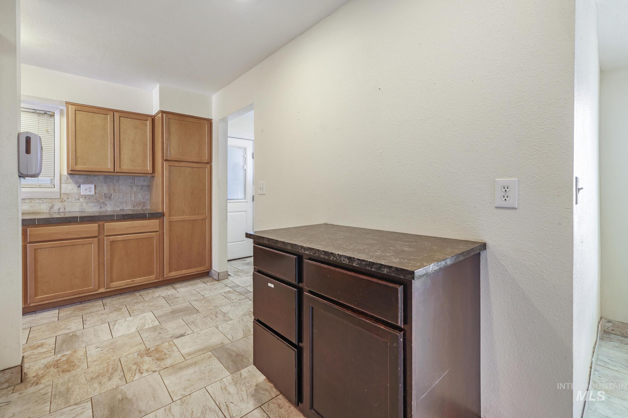 2313 Conant Dr, Burley, Idaho 83318-2912, 3 Bedrooms, 2 Bathrooms, Residential For Sale, Price $415,000, 98925408
