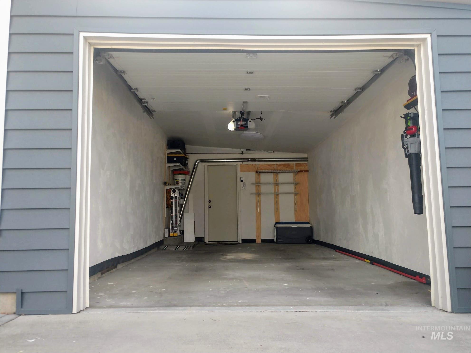 611 E Reserve St, Boise, Idaho 83712, 3 Bedrooms, 2 Bathrooms, Residential For Sale, Price $599,900, 98925411