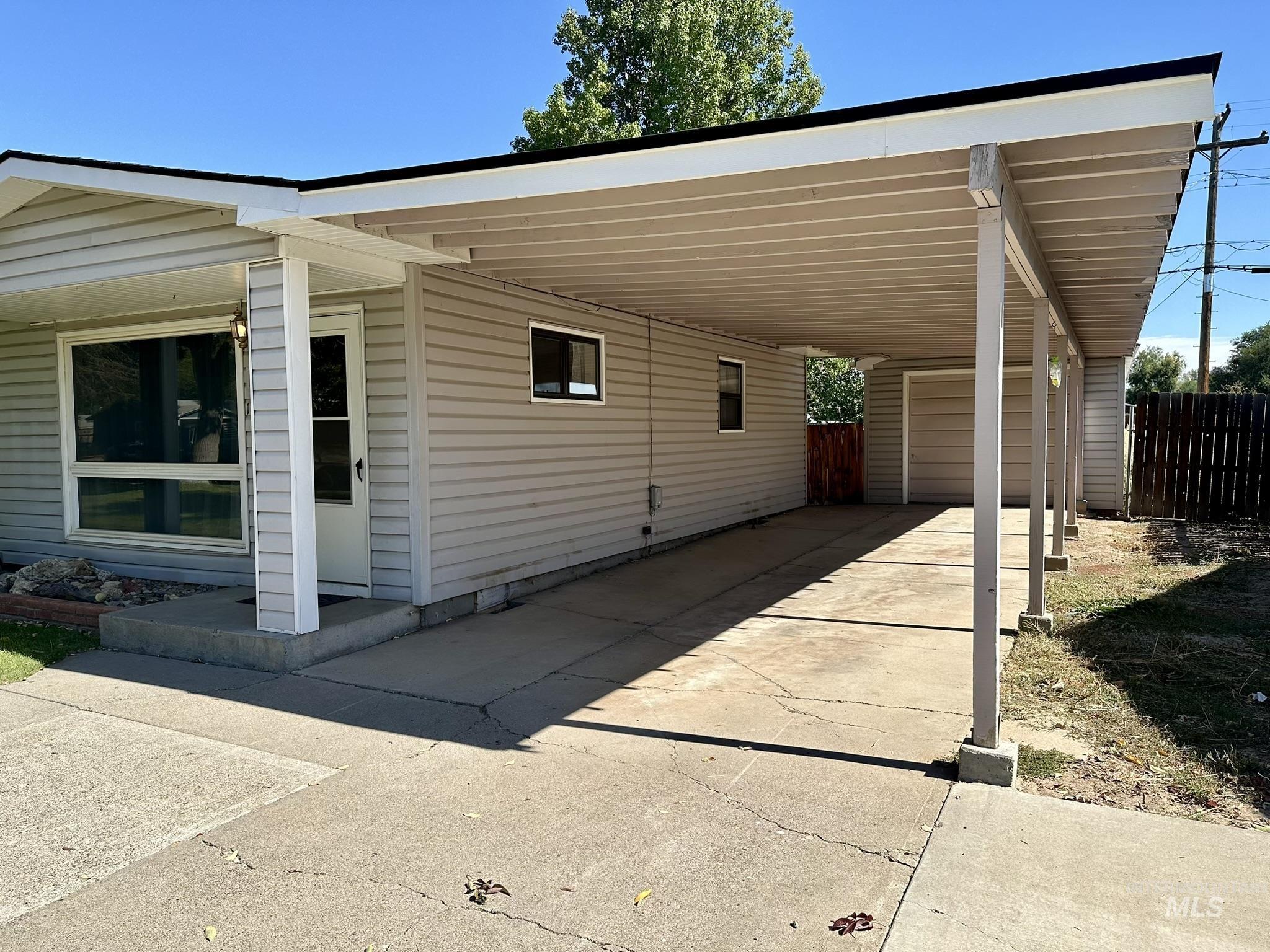 130 BAKER DR, Mountain Home, Idaho 83647, 3 Bedrooms, 1 Bathroom, Residential For Sale, Price $270,000, 98925412