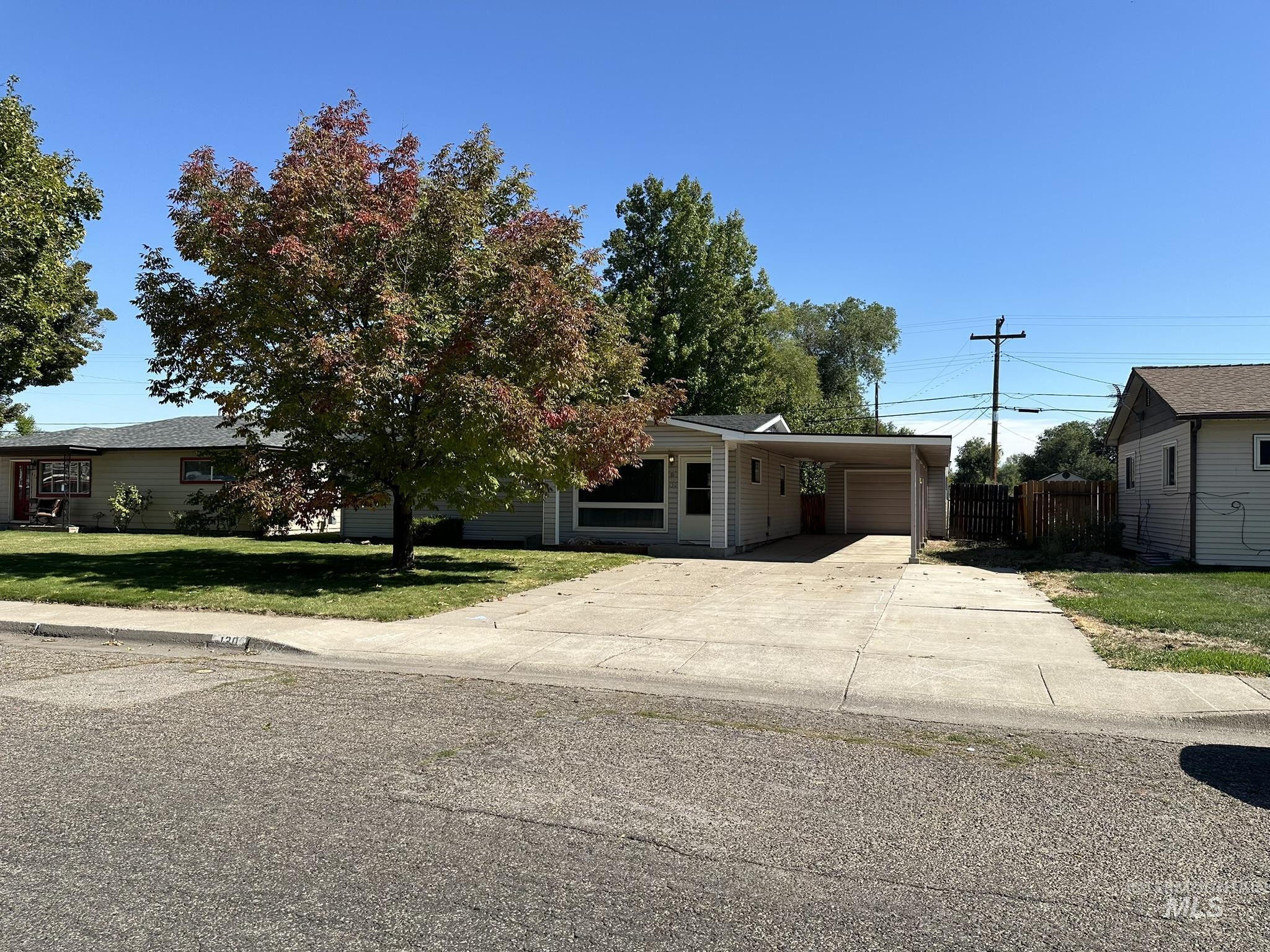 130 BAKER DR, Mountain Home, Idaho 83647, 3 Bedrooms, 1 Bathroom, Residential For Sale, Price $270,000, 98925412