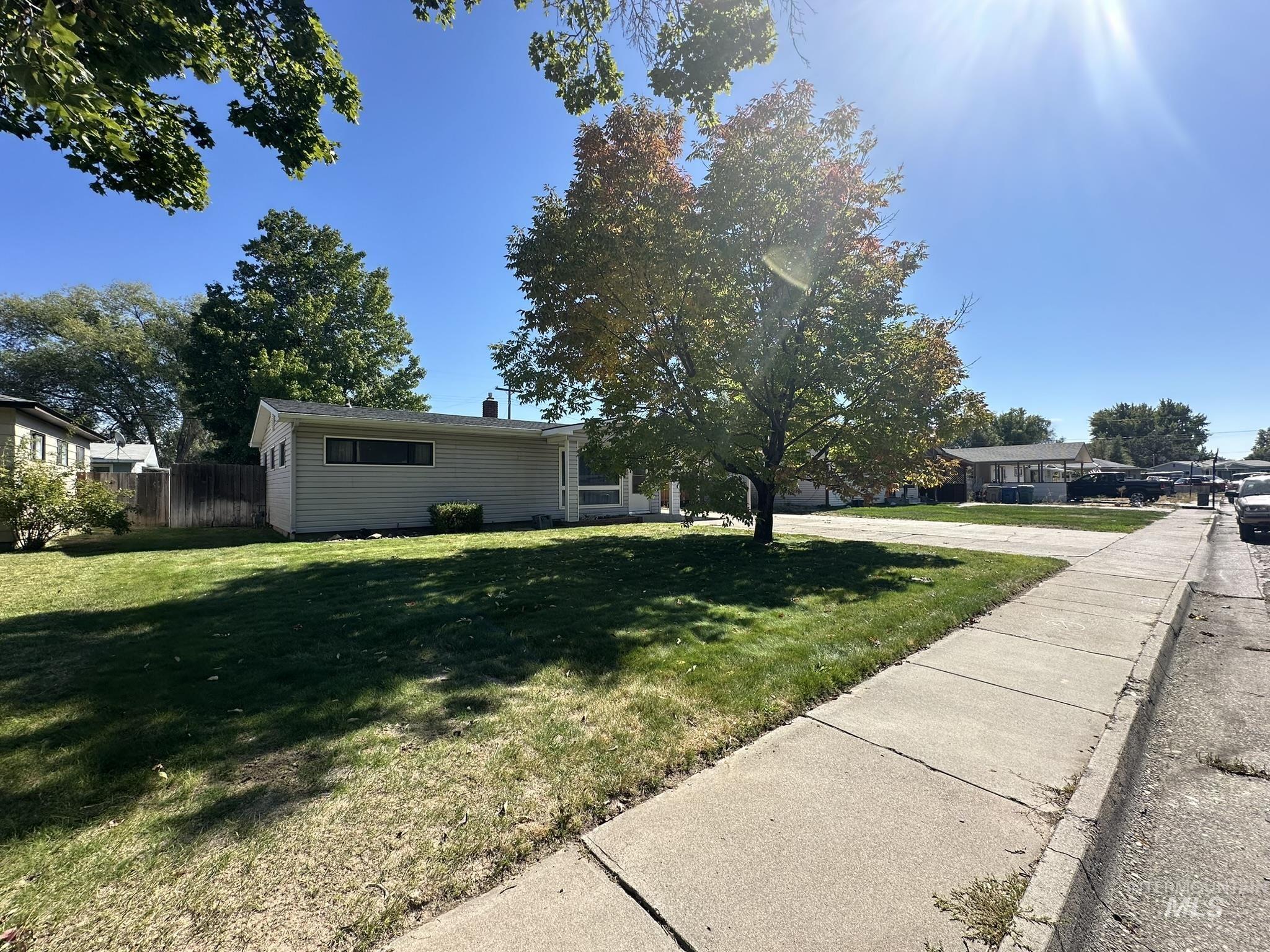 130 BAKER DR, Mountain Home, Idaho 83647, 3 Bedrooms, 1 Bathroom, Residential For Sale, Price $270,000, 98925412