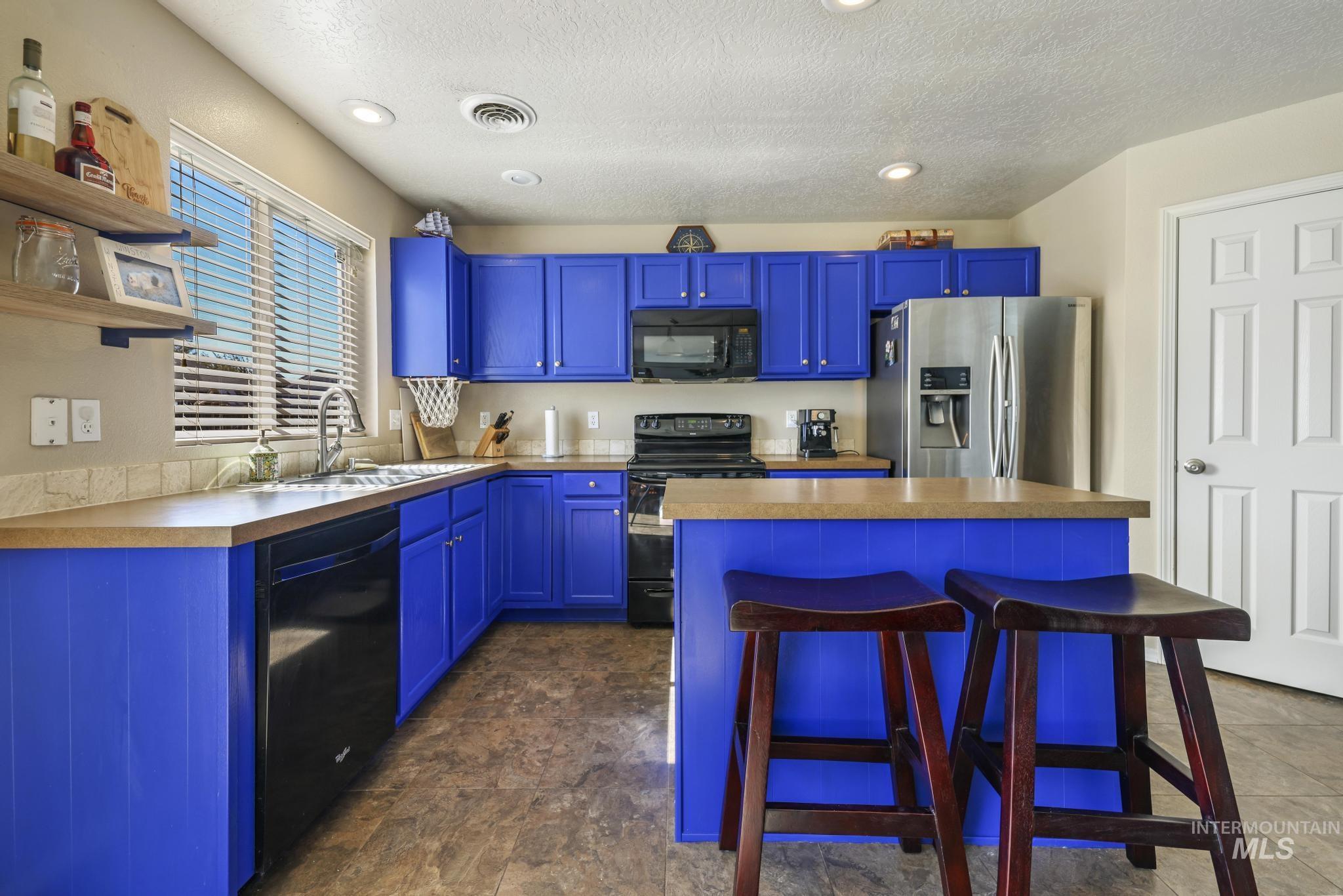 745 Lago St, Mountain Home, Idaho 83647-6484, 4 Bedrooms, 2.5 Bathrooms, Residential For Sale, Price $386,000, 98925414