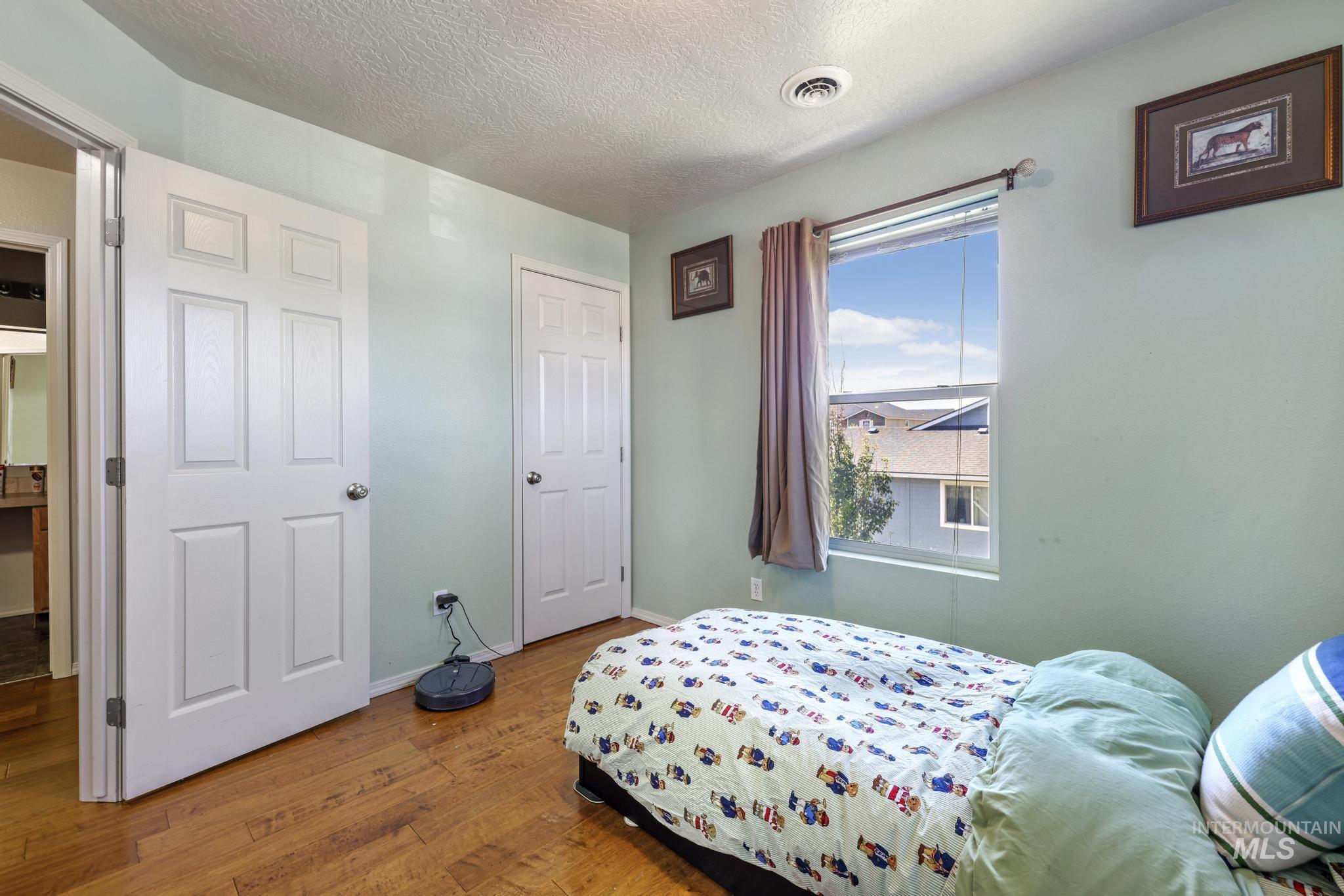 745 Lago St, Mountain Home, Idaho 83647-6484, 4 Bedrooms, 2.5 Bathrooms, Residential For Sale, Price $386,000, 98925414