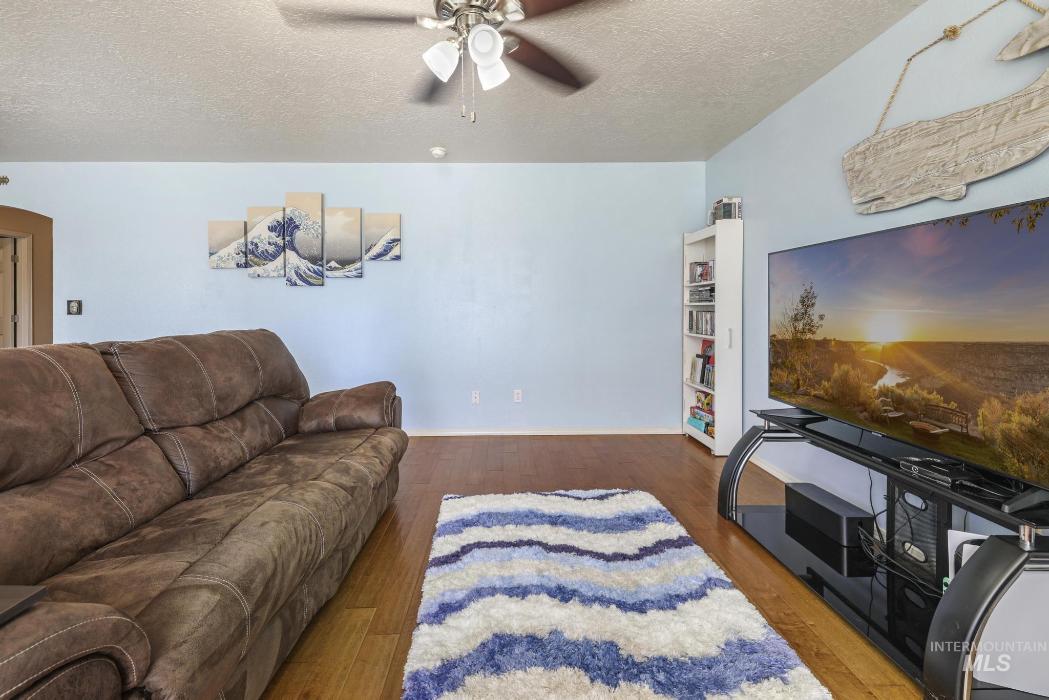 745 Lago St, Mountain Home, Idaho 83647-6484, 4 Bedrooms, 2.5 Bathrooms, Residential For Sale, Price $386,000, 98925414