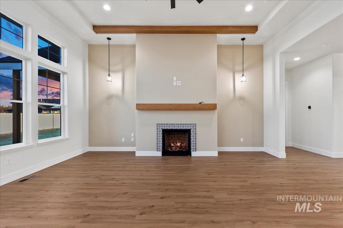 24806 Thunder Cloud St, Middleton, Idaho 83644, 4 Bedrooms, 3 Bathrooms, Residential For Sale, Price $814,777, 98925416