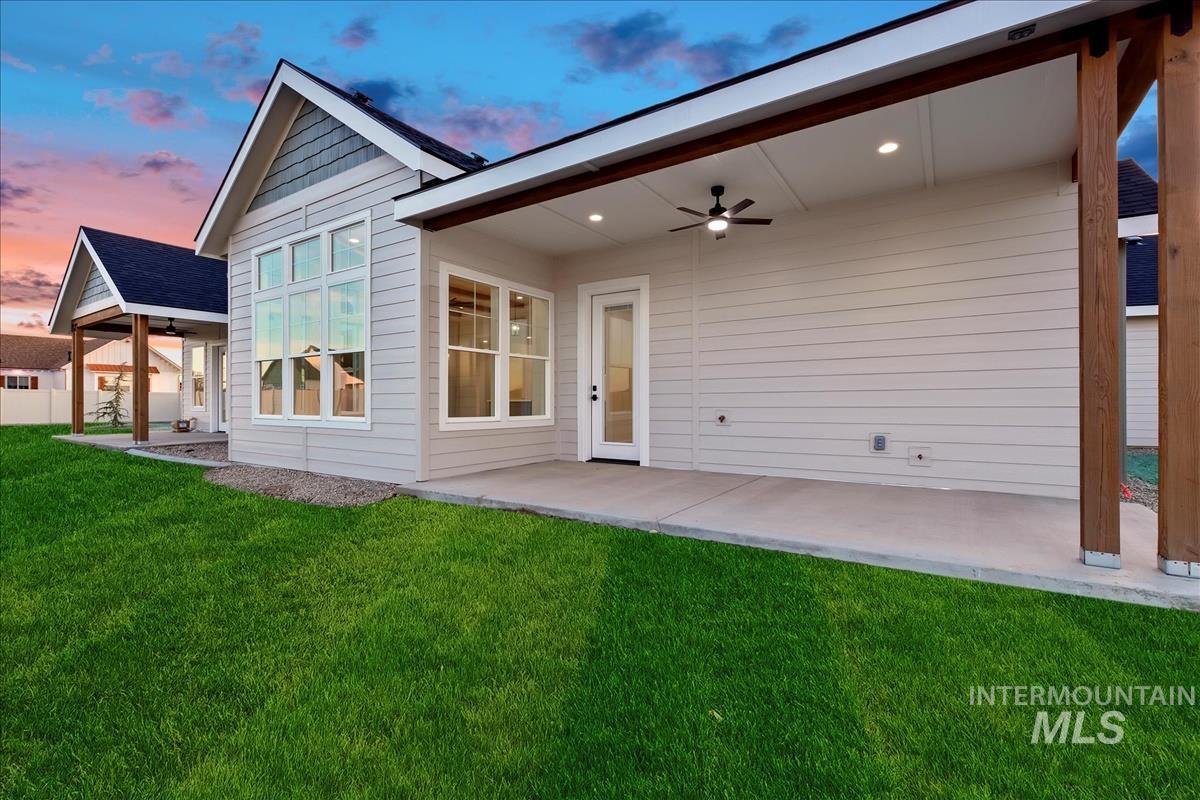 24806 Thunder Cloud St, Middleton, Idaho 83644, 4 Bedrooms, 3 Bathrooms, Residential For Sale, Price $814,777, 98925416