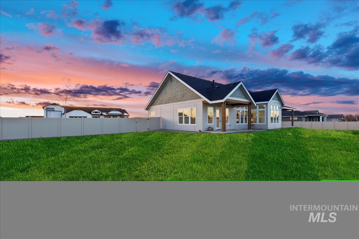24806 Thunder Cloud St, Middleton, Idaho 83644, 4 Bedrooms, 3 Bathrooms, Residential For Sale, Price $814,777, 98925416