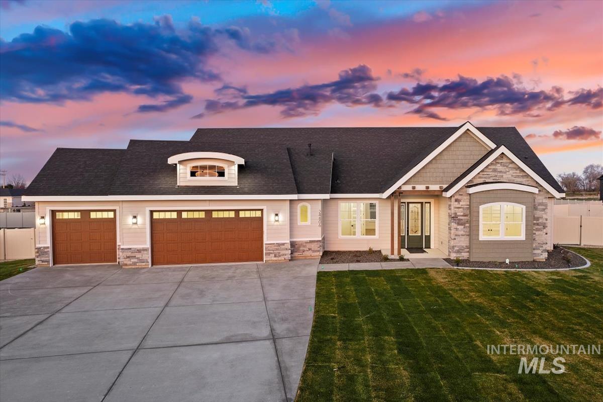24806 Thunder Cloud St, Middleton, Idaho 83644, 4 Bedrooms, 3 Bathrooms, Residential For Sale, Price $814,777, 98925416