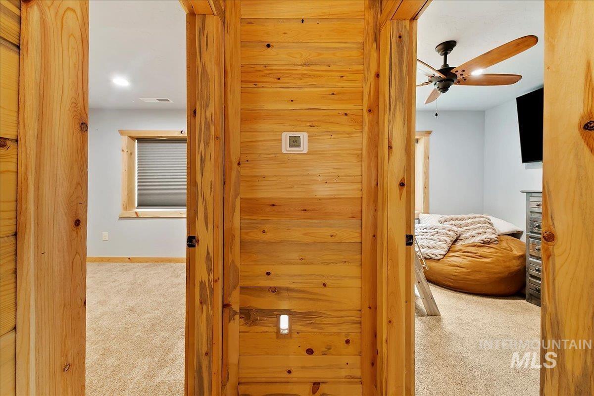131 Cabarton, Cascade, Idaho 83611, 3 Bedrooms, 2 Bathrooms, Residential For Sale, Price $499,000, 98925417
