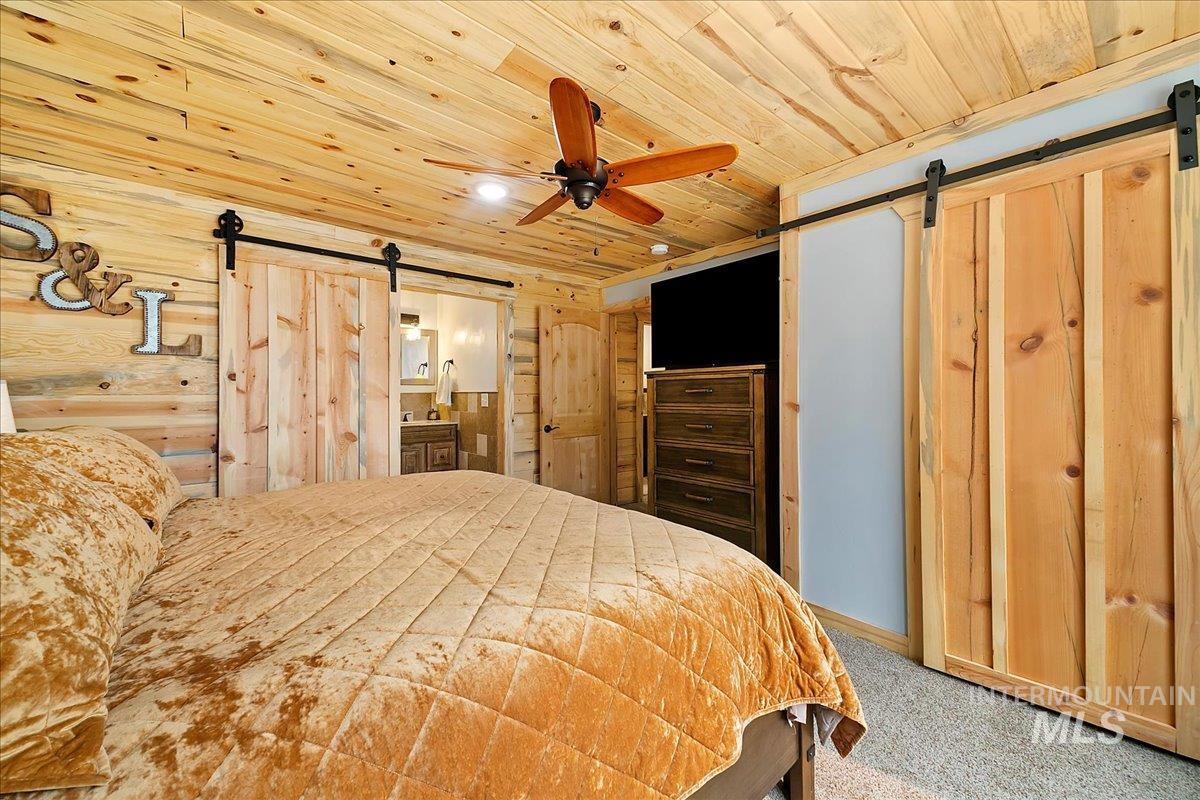 131 Cabarton, Cascade, Idaho 83611, 3 Bedrooms, 2 Bathrooms, Residential For Sale, Price $499,000, 98925417