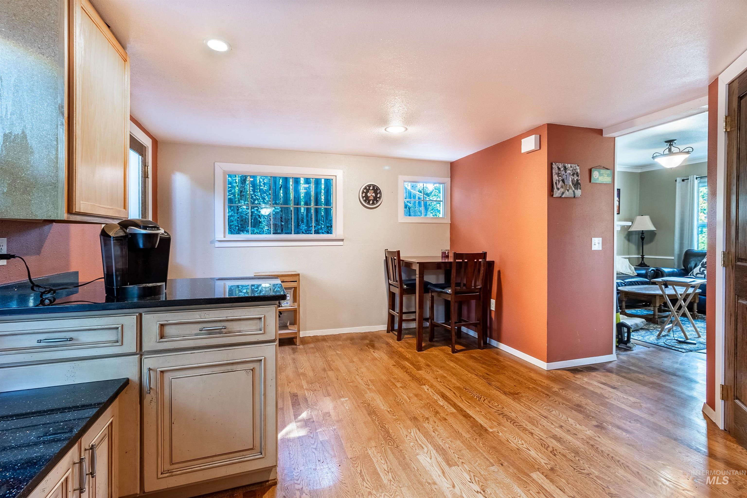 240 N Jefferson, Moscow, Idaho 83843, 2 Bedrooms, 1 Bathroom, Residential For Sale, Price $320,000, 98925418