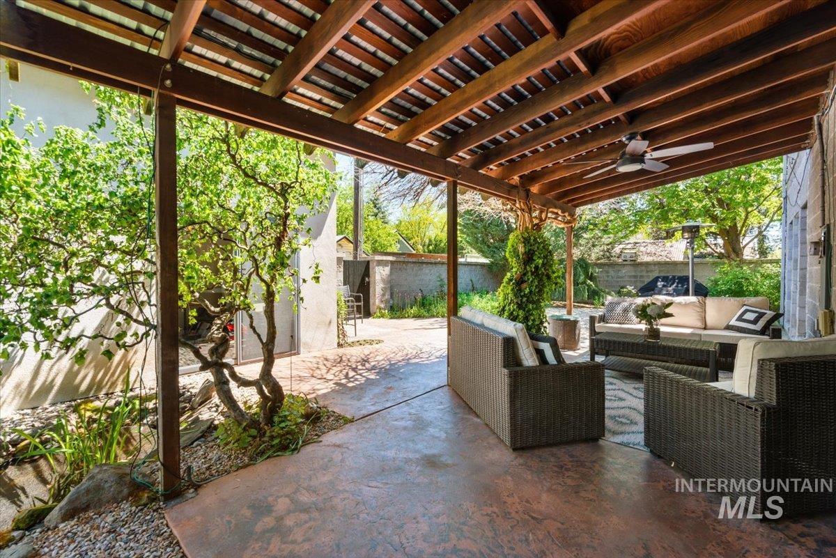 1718 N 12th St, Boise, Idaho 83702, 5 Bedrooms, 5.5 Bathrooms, Residential For Sale, Price $1,650,000, 98925422