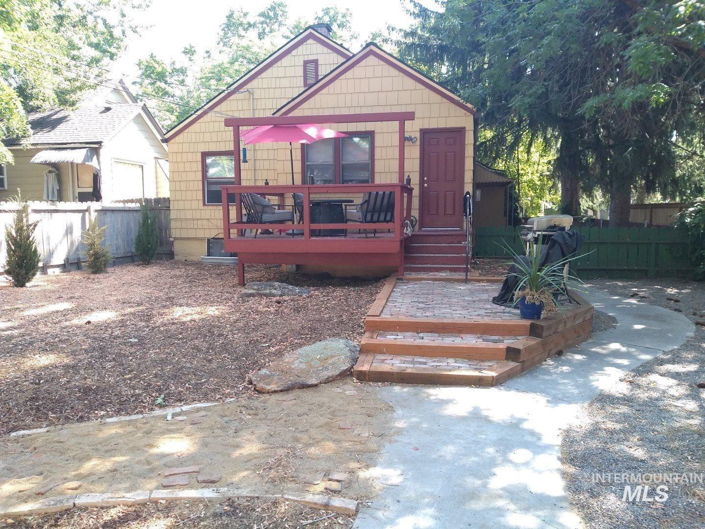 2031 Harrison Blvd, Boise, Idaho 83702, 3 Bedrooms, 2 Bathrooms, Residential For Sale, Price $789,000, 98925424