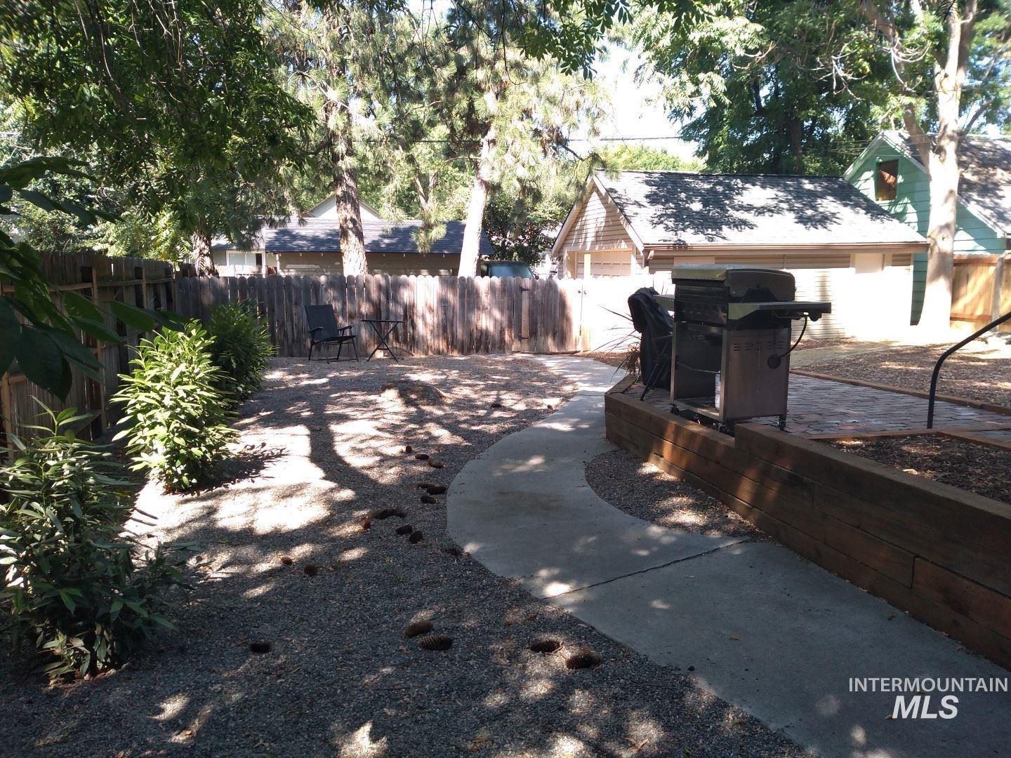 2031 Harrison Blvd, Boise, Idaho 83702, 3 Bedrooms, 2 Bathrooms, Residential For Sale, Price $789,000, 98925424