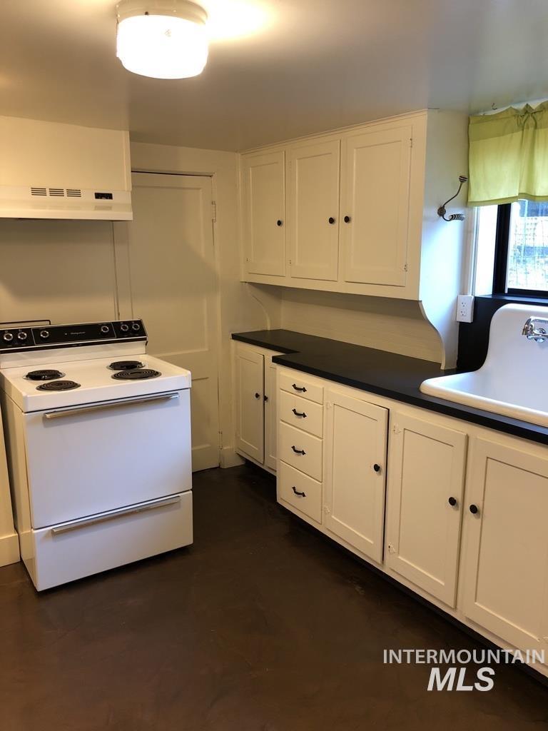 2031 Harrison Blvd, Boise, Idaho 83702, 3 Bedrooms, 2 Bathrooms, Residential For Sale, Price $789,000, 98925424