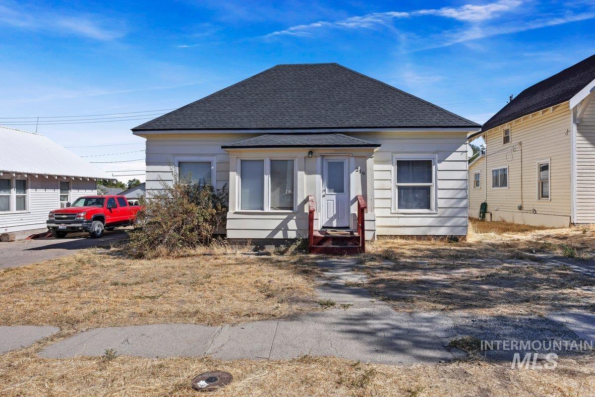 216 8th Ave S, Buhl, Idaho 83316, 3 Bedrooms, 1 Bathroom, Residential For Sale, Price $235,000, 98925428