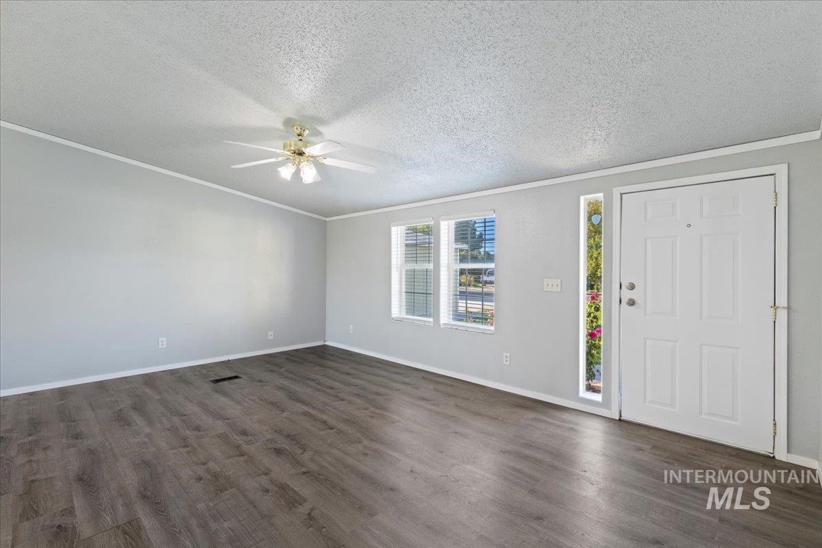 11400 W Hawkins, Nampa, Idaho 83651, 4 Bedrooms, 2 Bathrooms, Residential For Sale, Price $335,000, 98925431