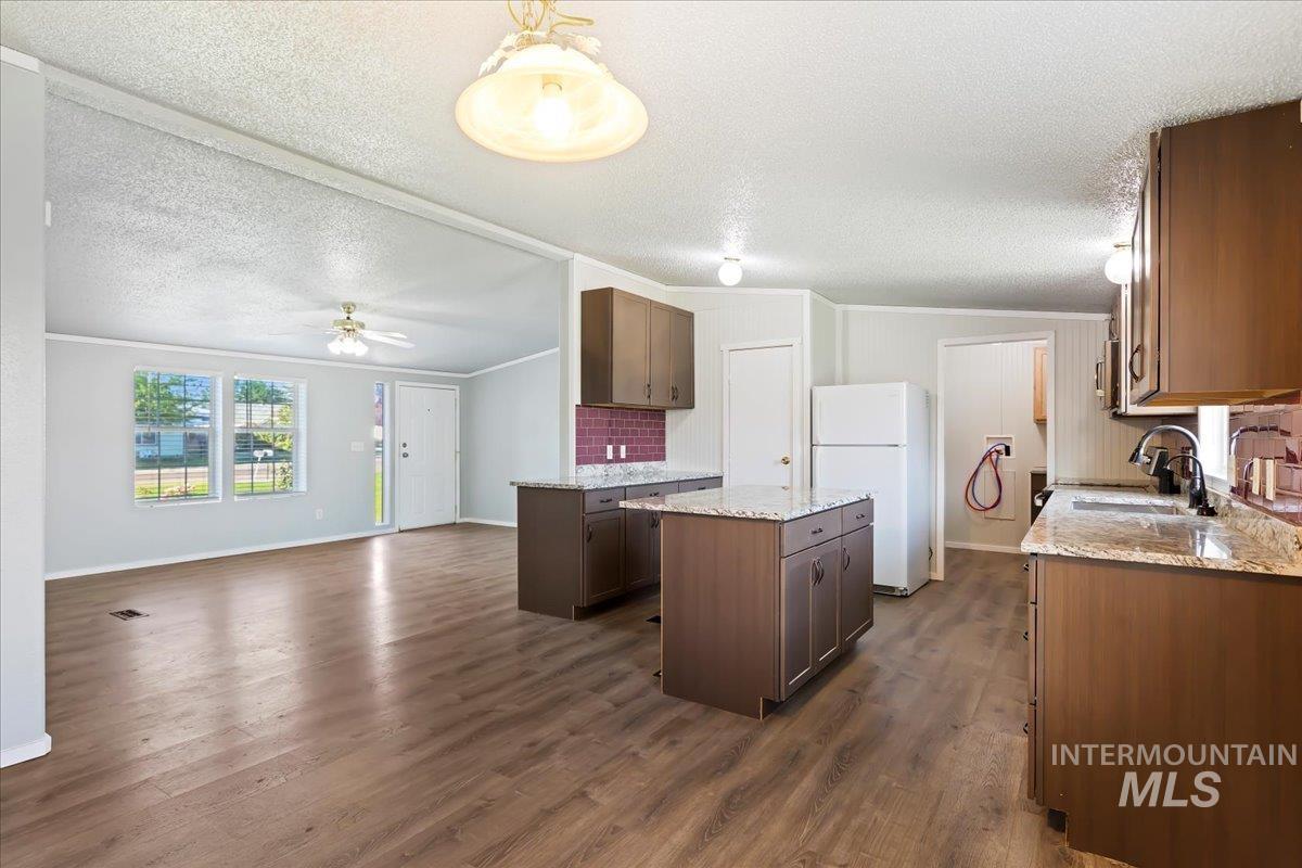11400 W Hawkins, Nampa, Idaho 83651, 4 Bedrooms, 2 Bathrooms, Residential For Sale, Price $335,000, 98925431