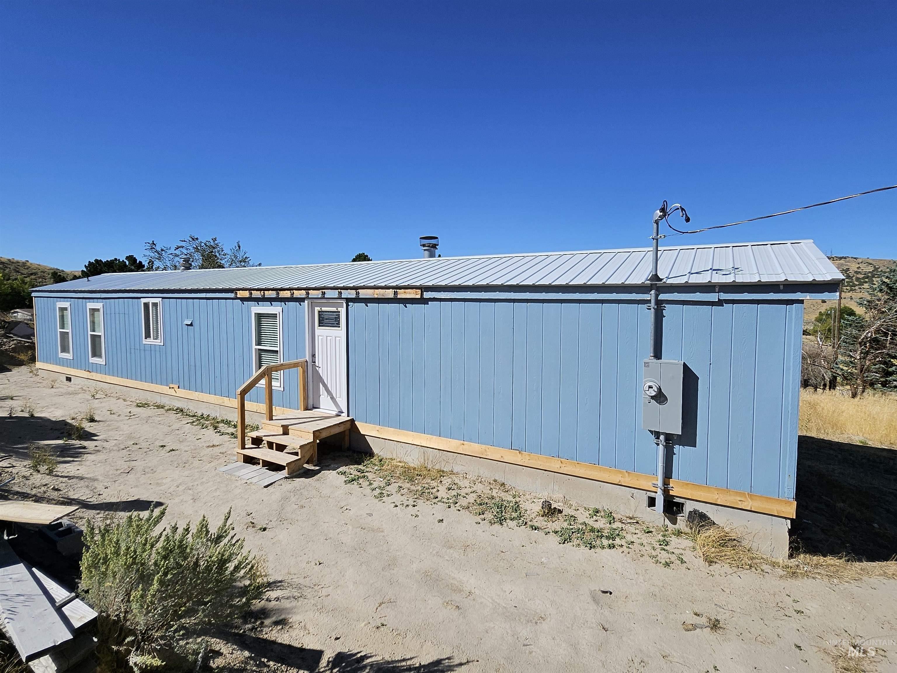 3059 Garden Pl, American Falls, Idaho 83211-5422, 3 Bedrooms, 2 Bathrooms, Residential For Sale, Price $238,888, 98925433