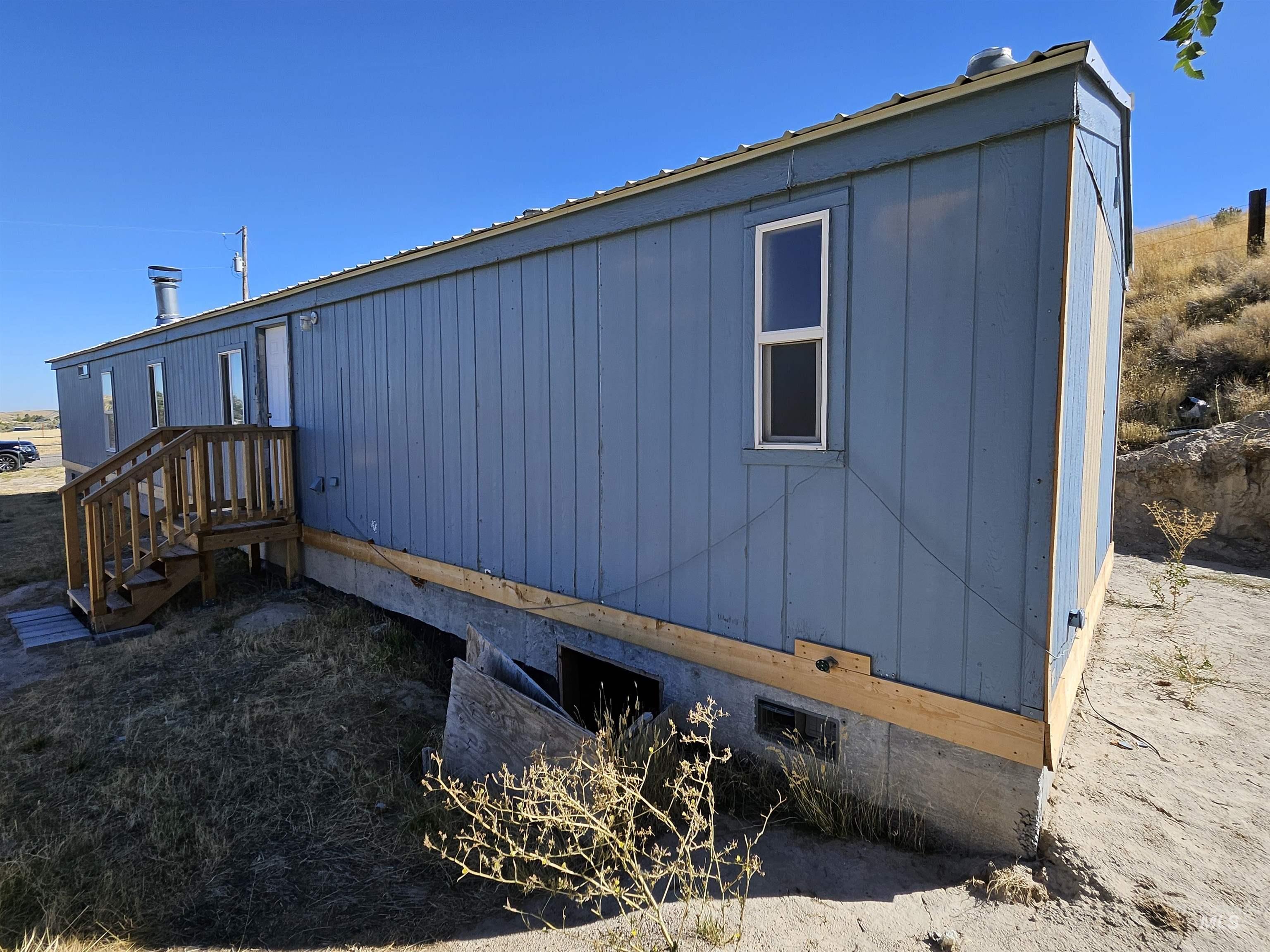3059 Garden Pl, American Falls, Idaho 83211-5422, 3 Bedrooms, 2 Bathrooms, Residential For Sale, Price $238,888, 98925433