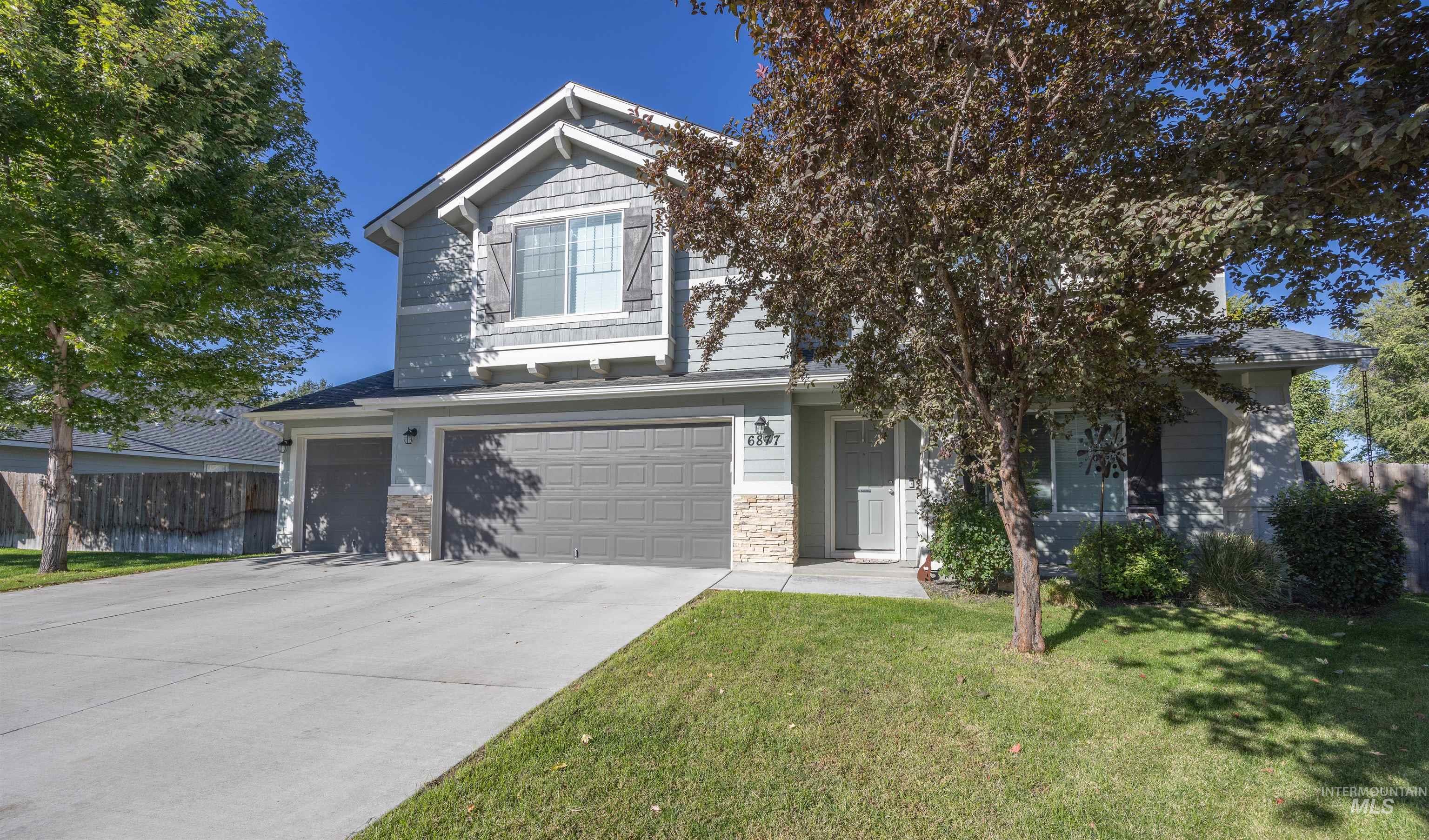 6877 S Cheshire Ave, Boise, Idaho 83709, 4 Bedrooms, 2.5 Bathrooms, Residential For Sale, Price $539,900, 98925434