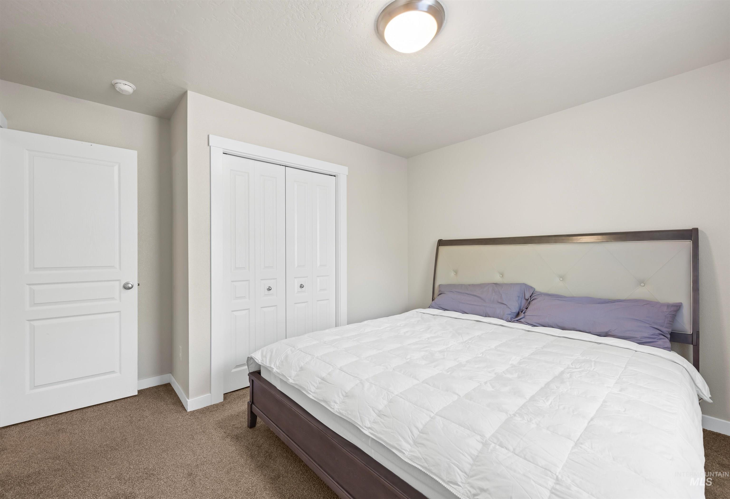 6877 S Cheshire Ave, Boise, Idaho 83709, 4 Bedrooms, 2.5 Bathrooms, Residential For Sale, Price $539,900, 98925434